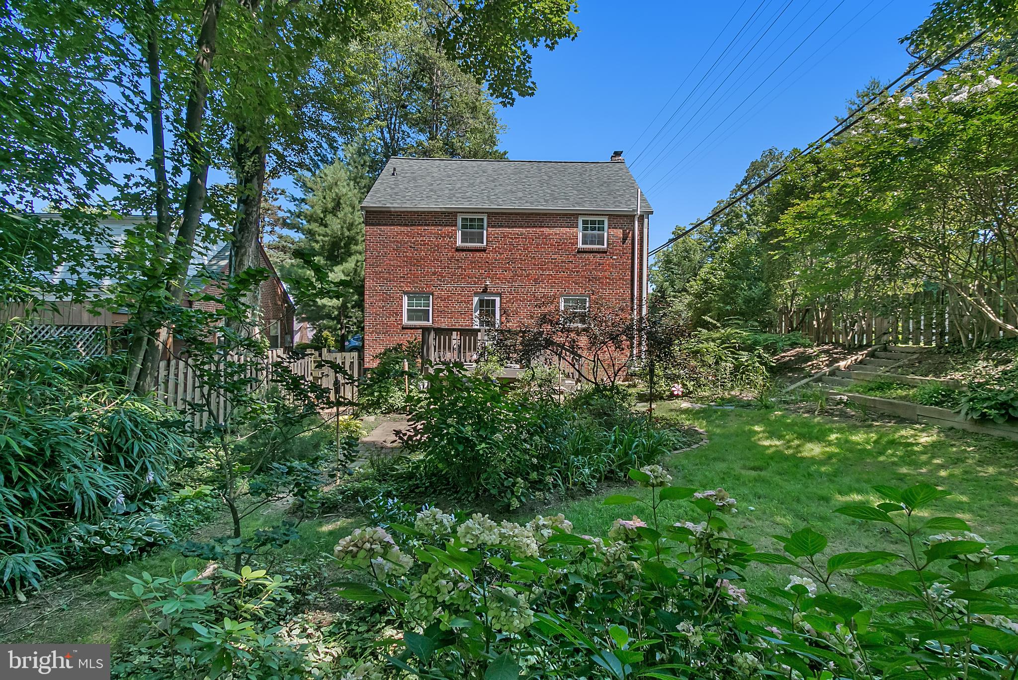 ARLINGTON - Residential Lease