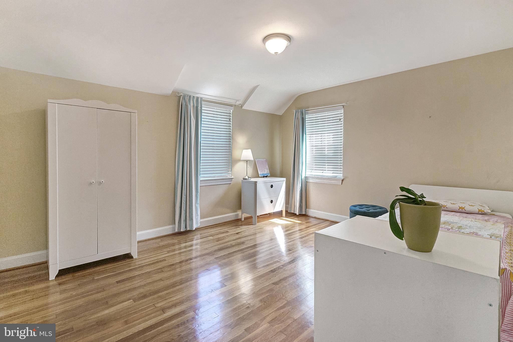 ARLINGTON - Residential Lease