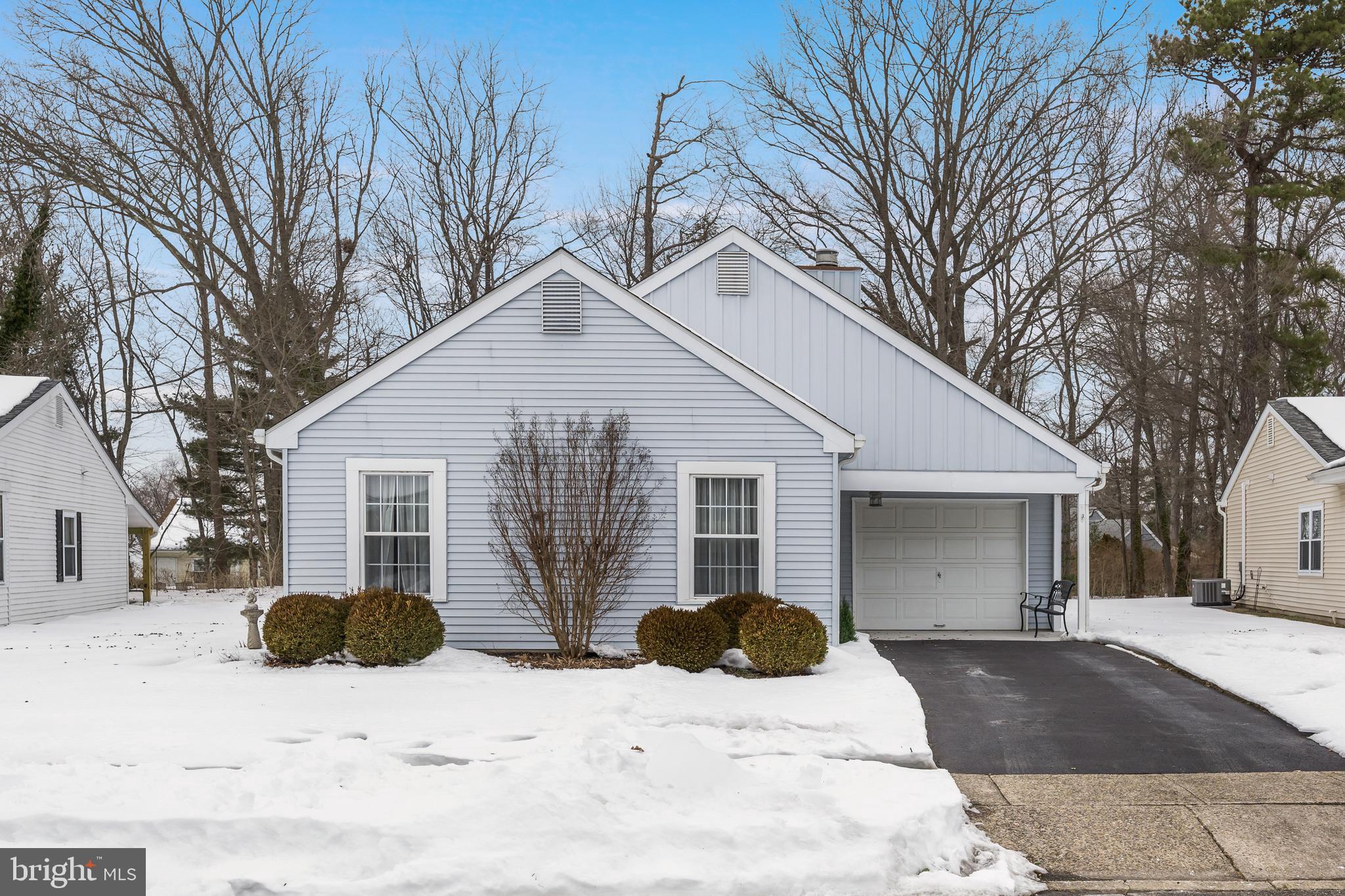 LEISURETOWNE - Residential