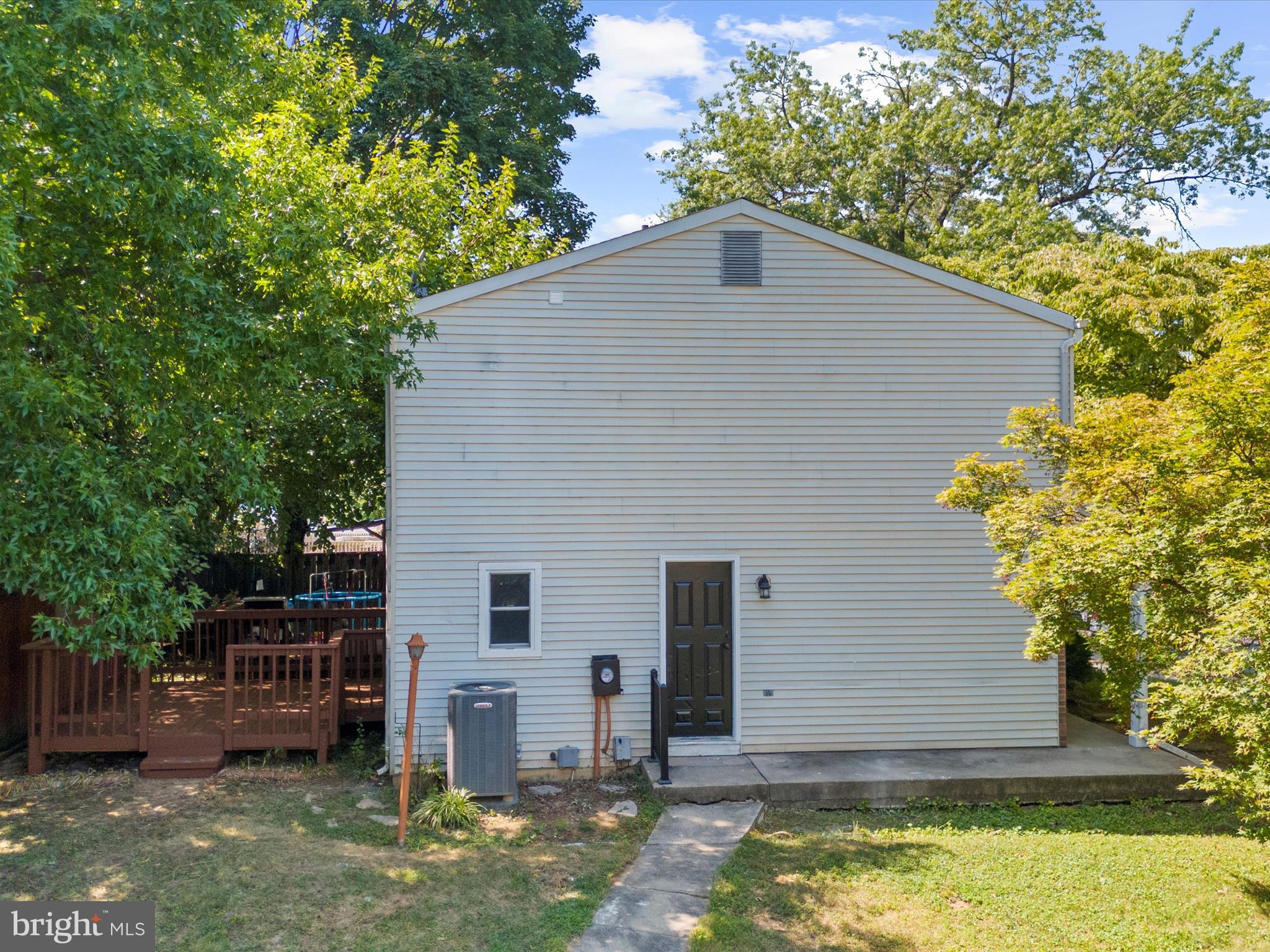 AMBER MEADOWS - Residential