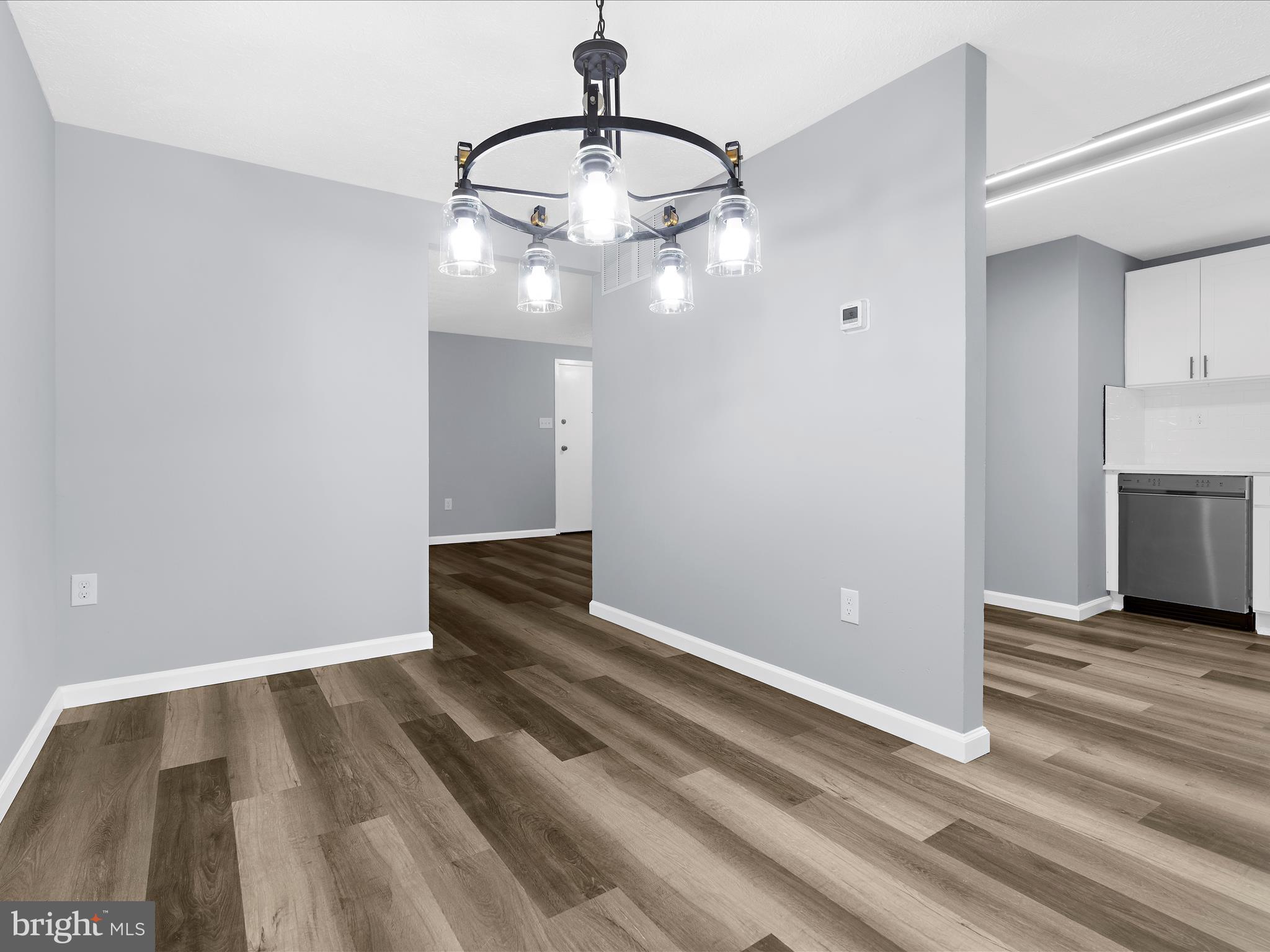 AMBER MEADOWS - Residential