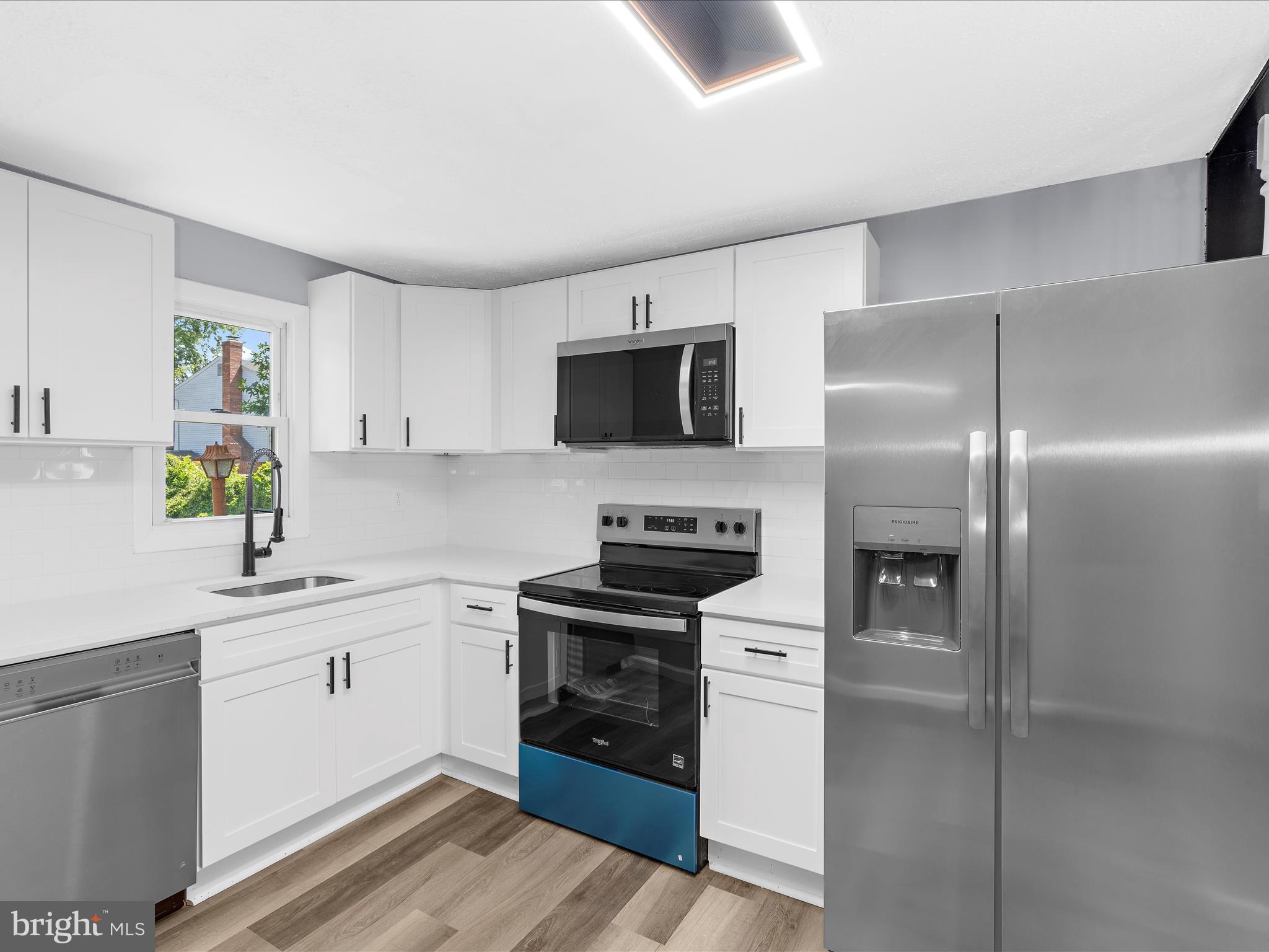 AMBER MEADOWS - Residential