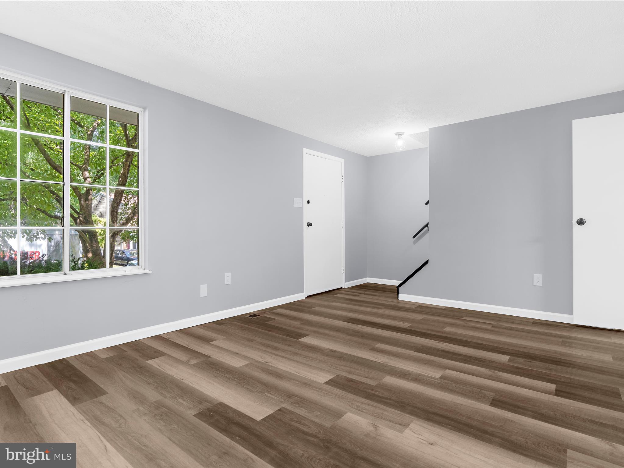 AMBER MEADOWS - Residential