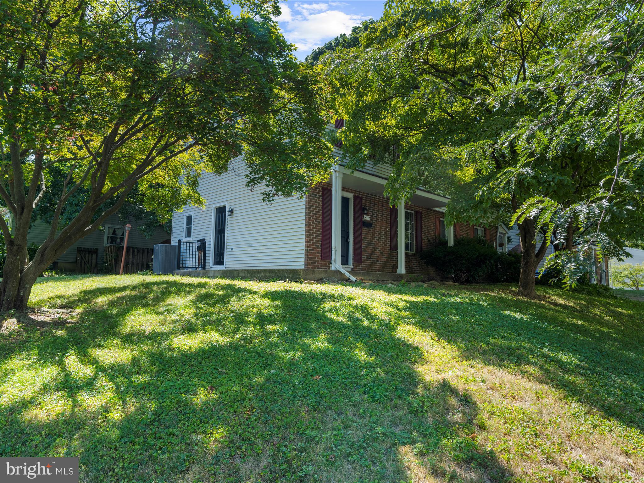 312 HEATHER RIDGE DRIVE