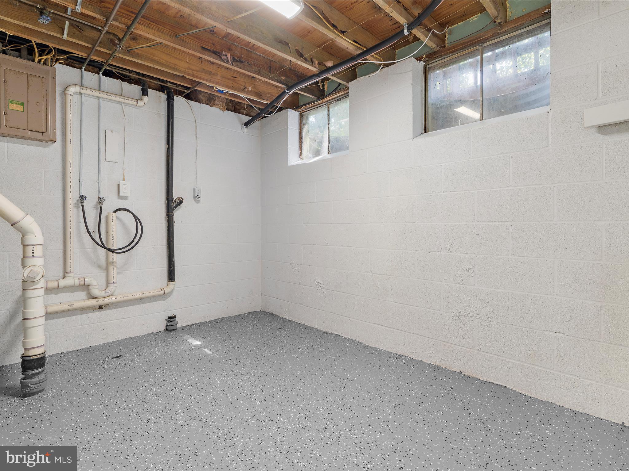 AMBER MEADOWS - Residential