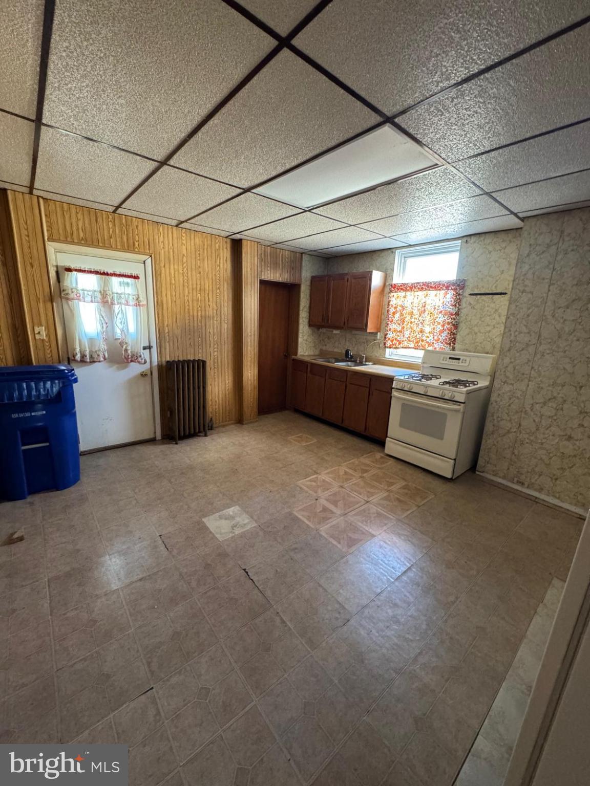 WINCHESTER - Residential