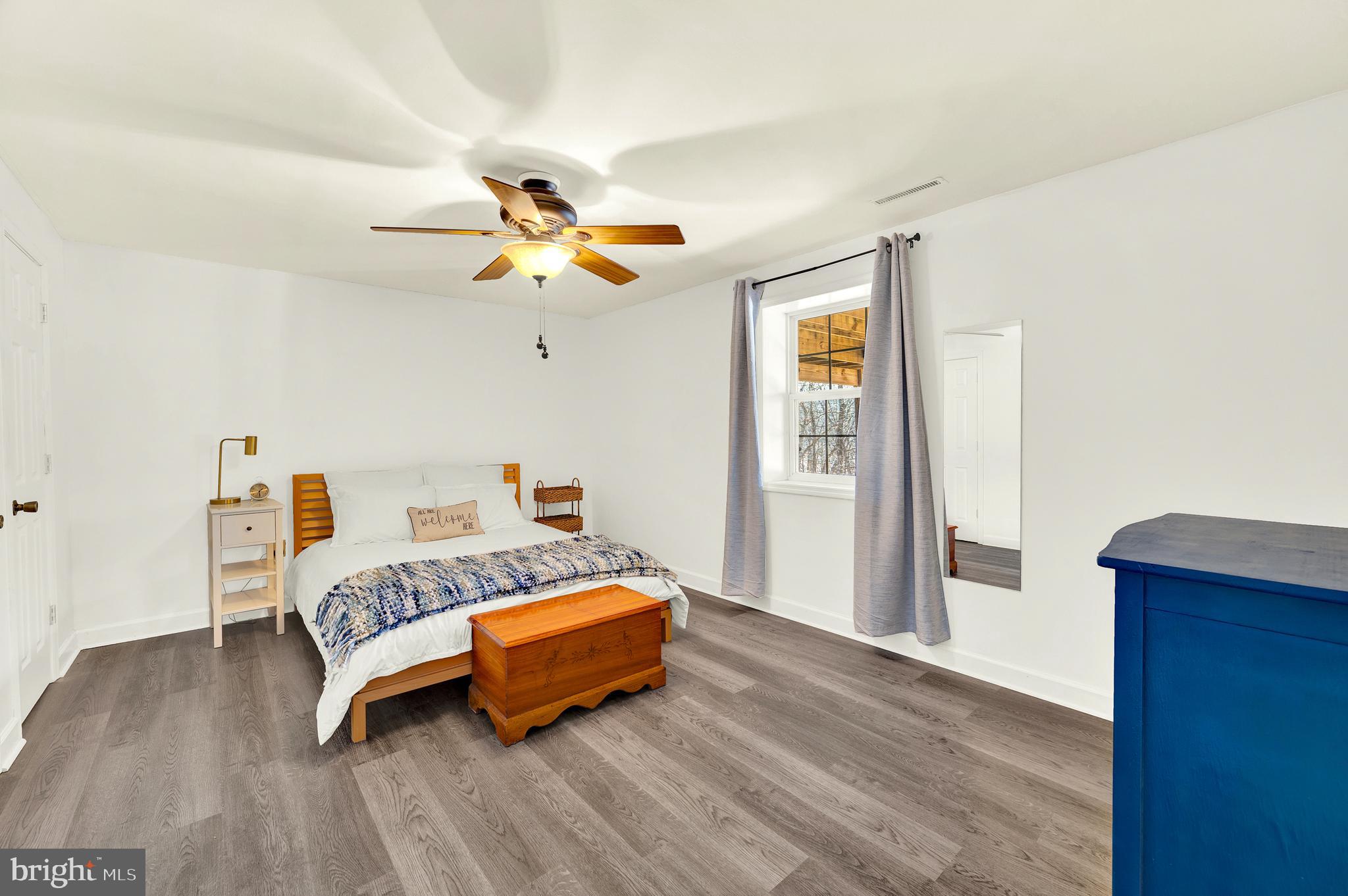 SHERWOOD FOREST - Residential