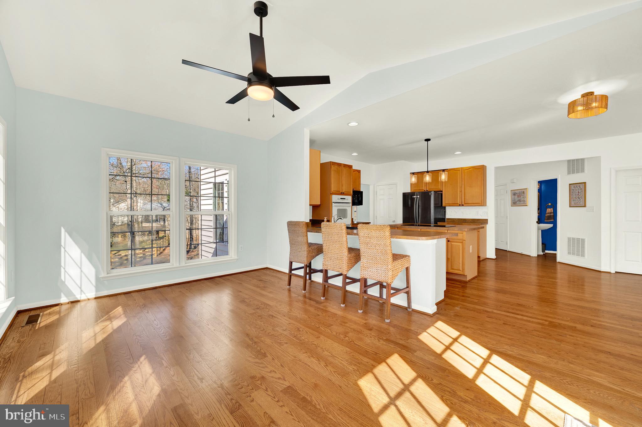 SHERWOOD FOREST - Residential