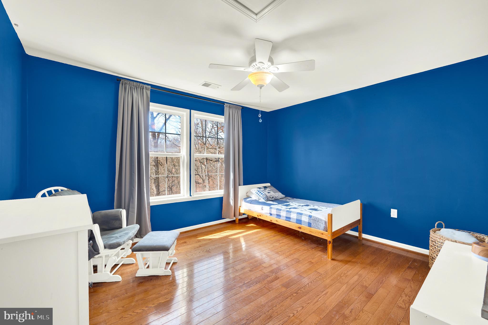 SHERWOOD FOREST - Residential