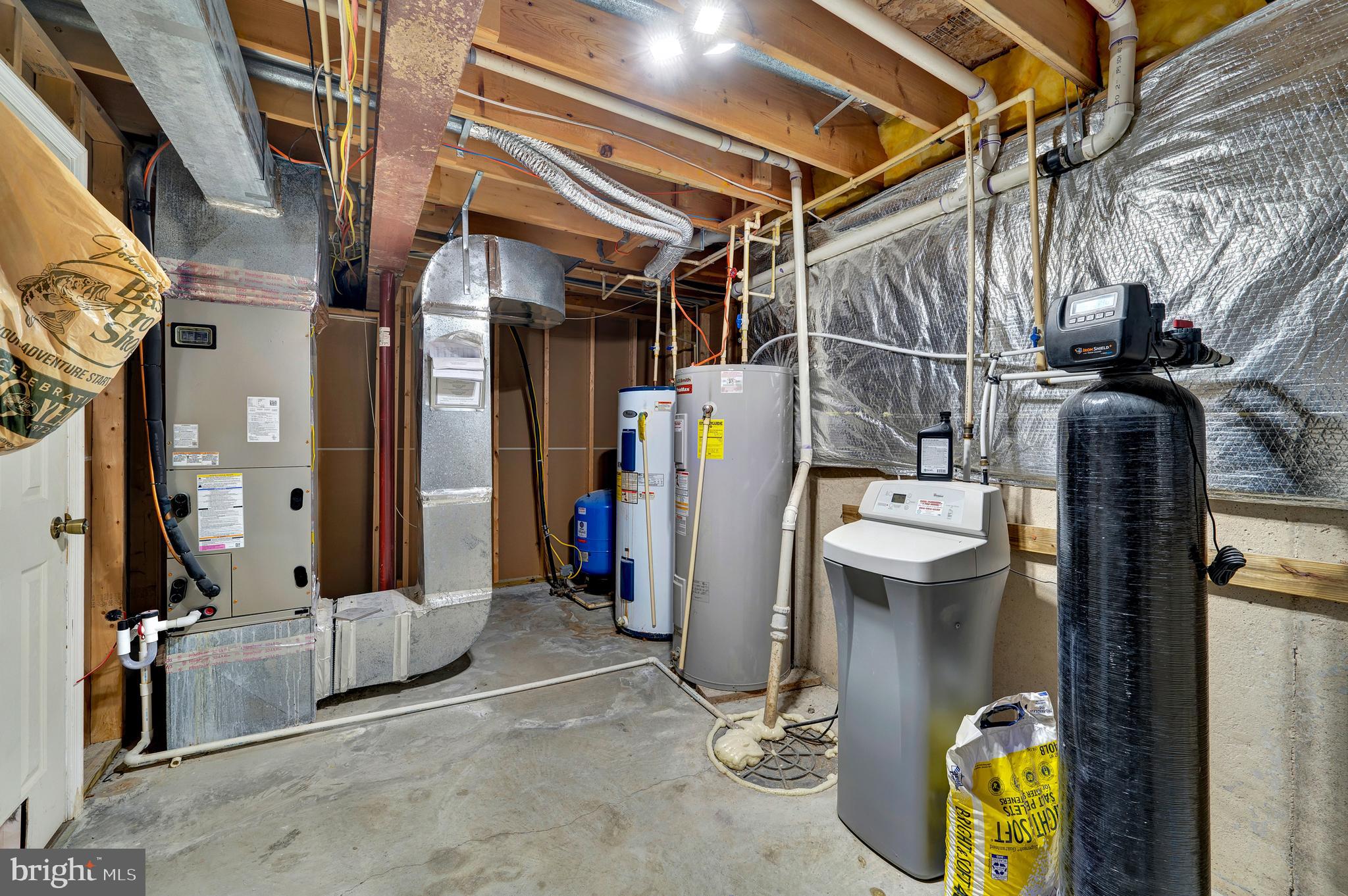 SHERWOOD FOREST - Residential