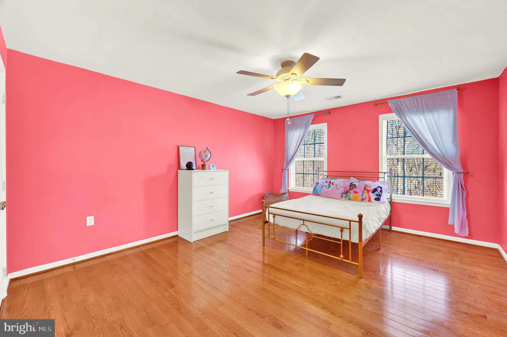 SHERWOOD FOREST - Residential