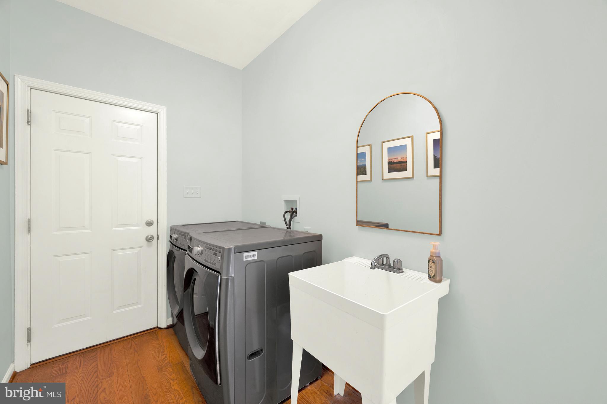 SHERWOOD FOREST - Residential