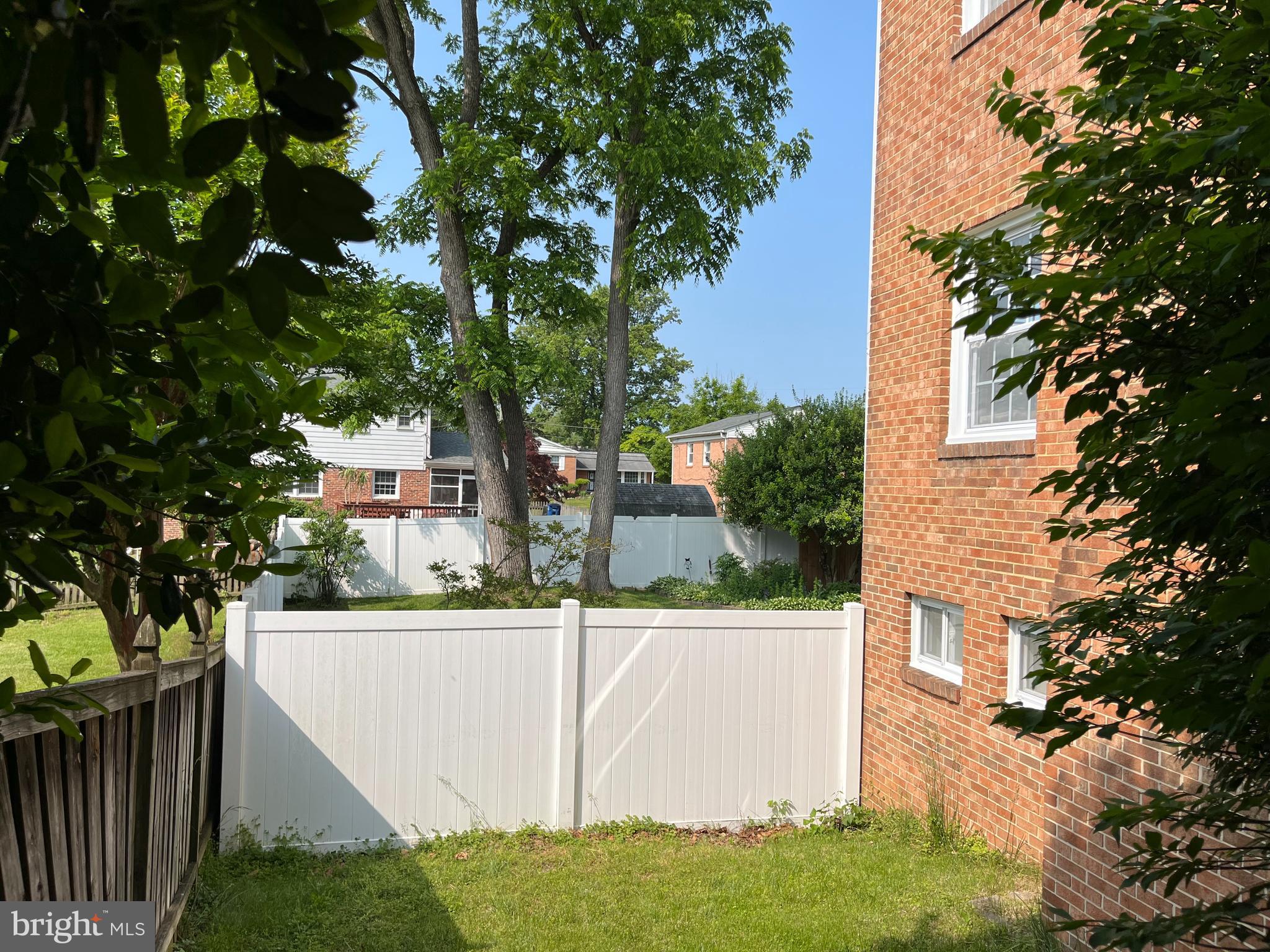 FOXHALL - Residential Lease