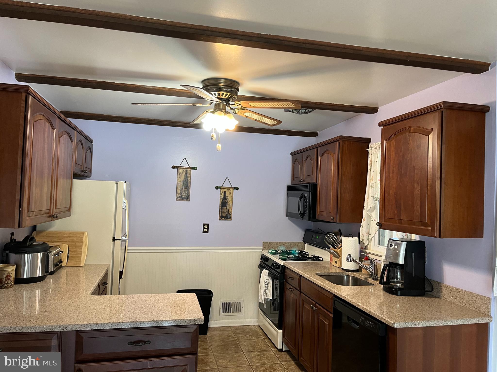 FOXHALL - Residential Lease