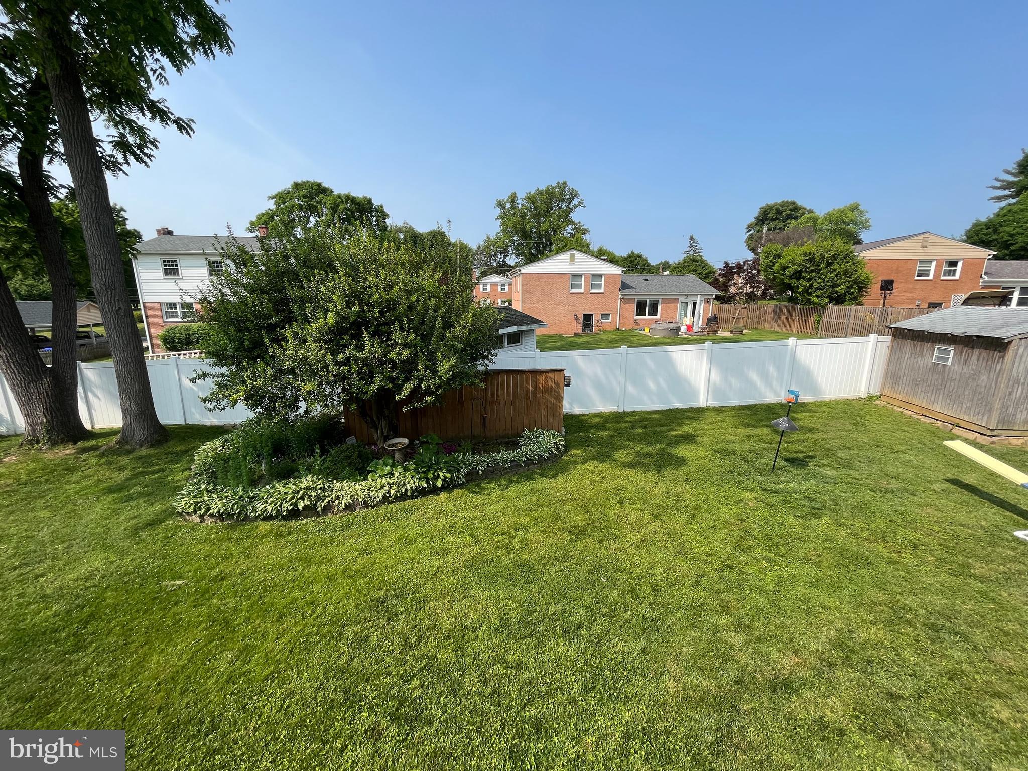 FOXHALL - Residential Lease