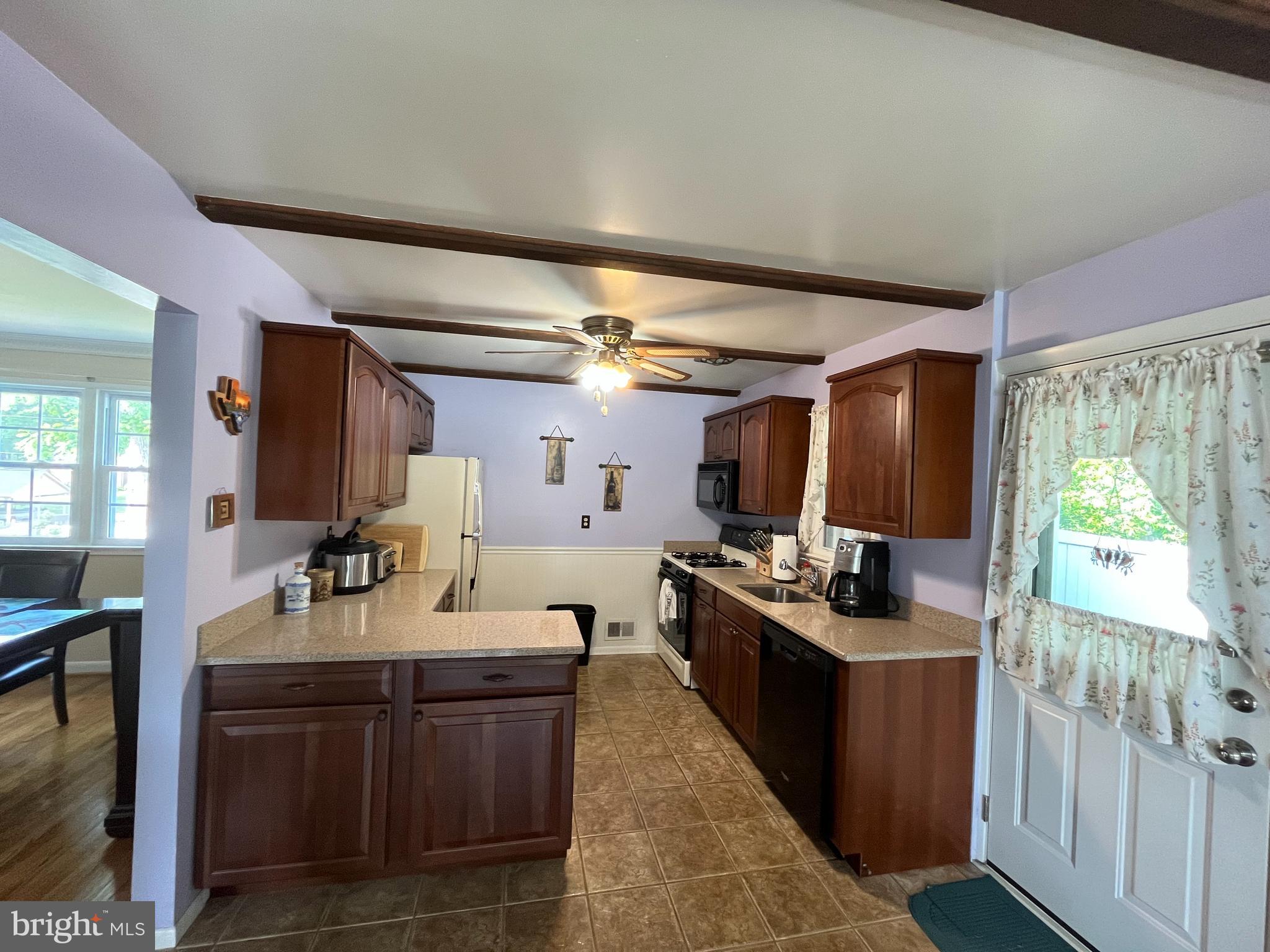 FOXHALL - Residential Lease