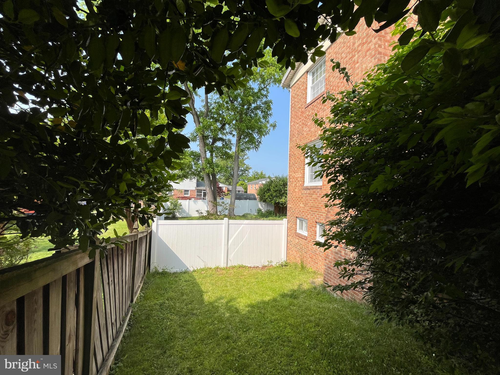 FOXHALL - Residential Lease