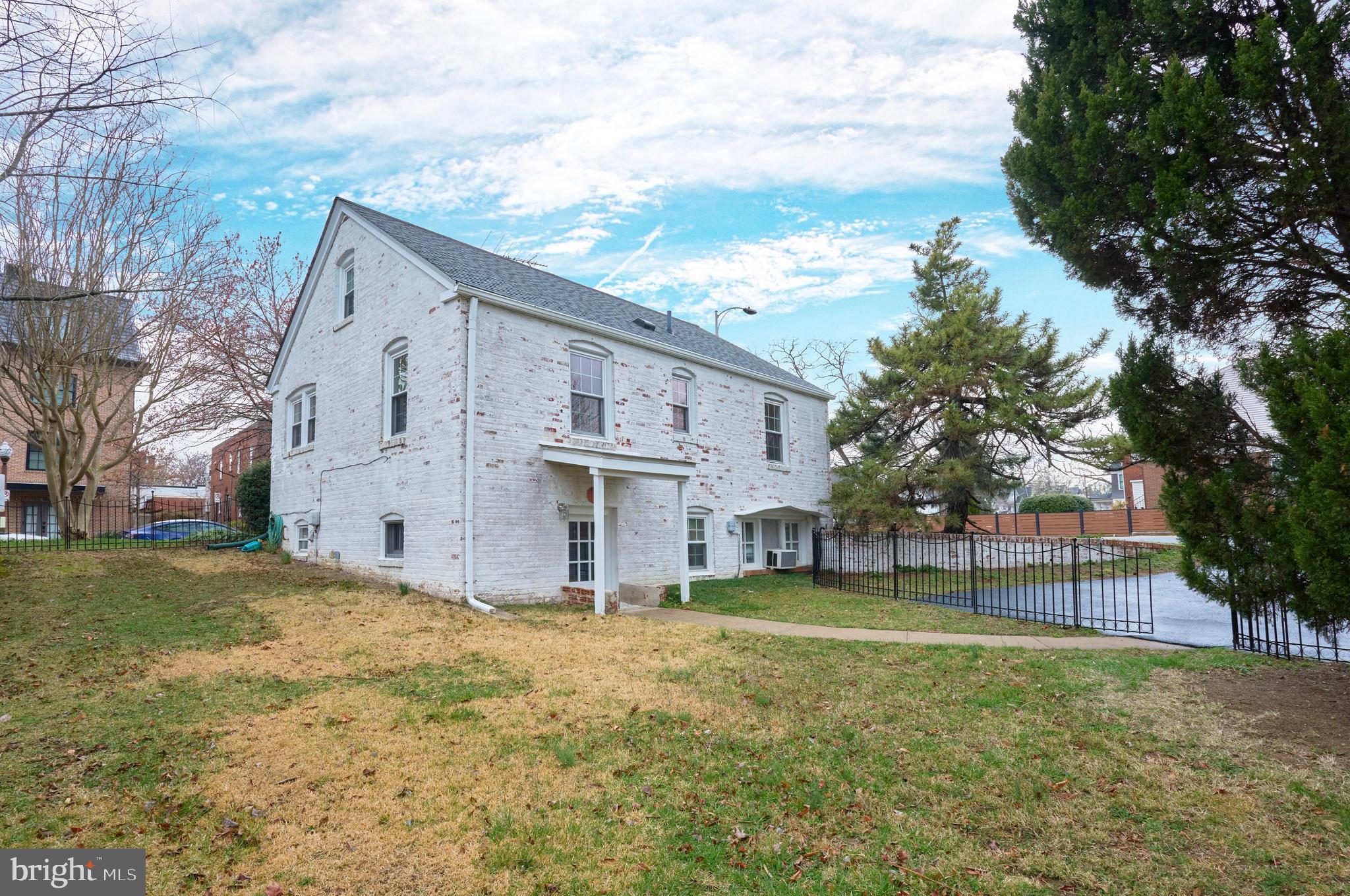 BALLSTON - Residential