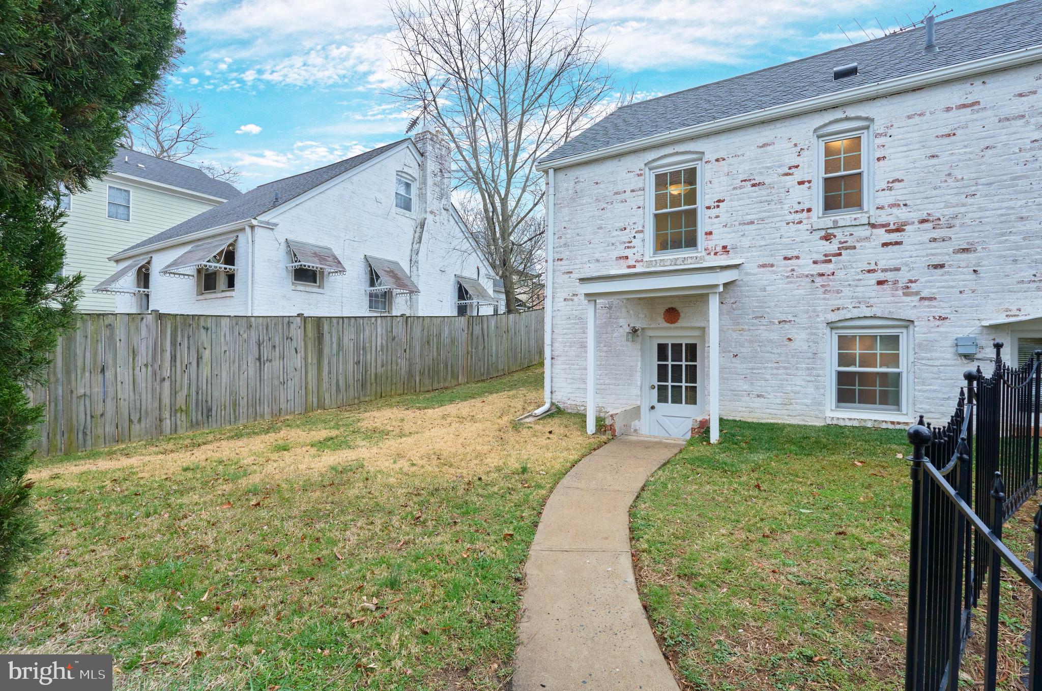 BALLSTON - Residential