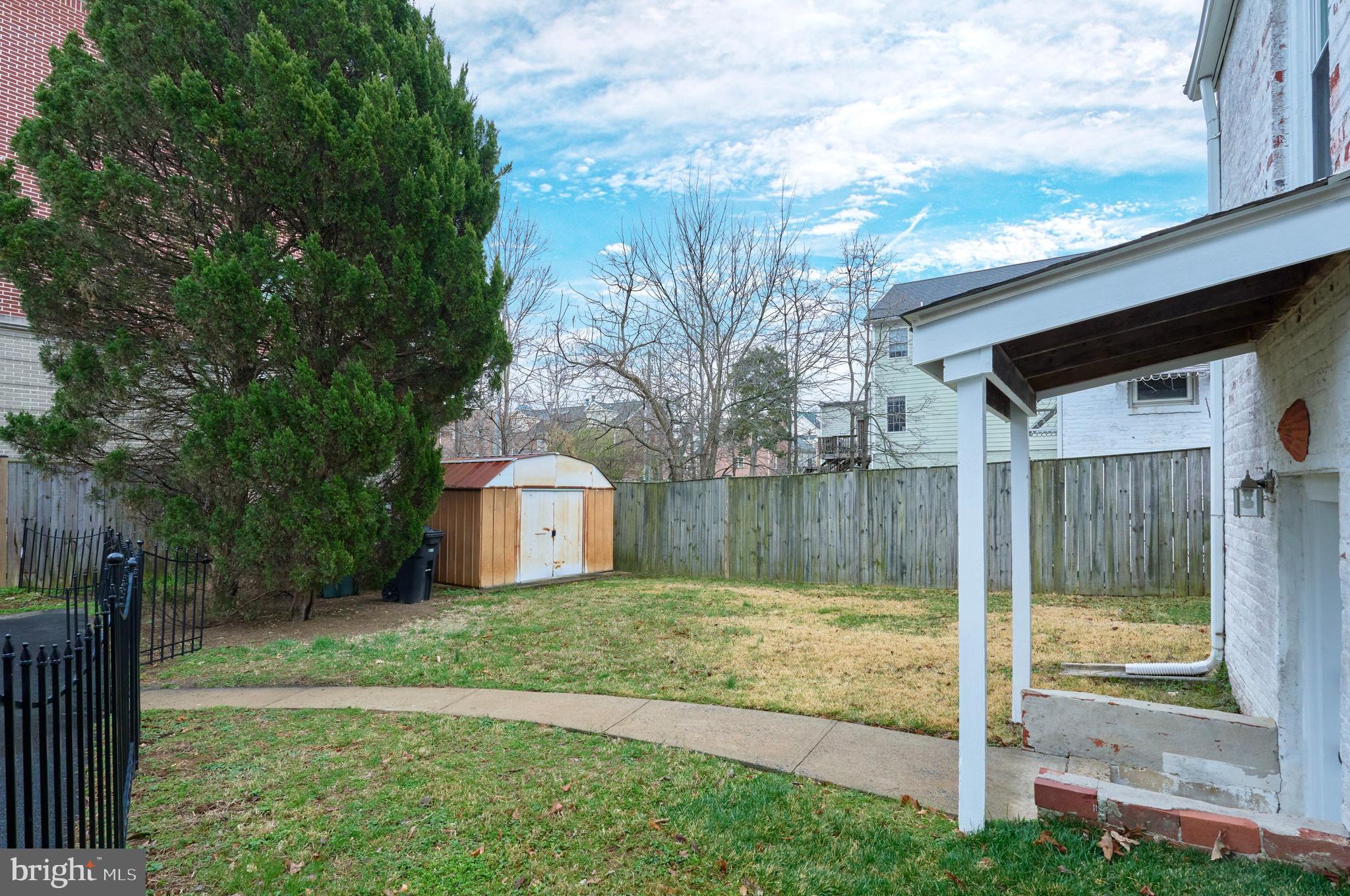 BALLSTON - Residential