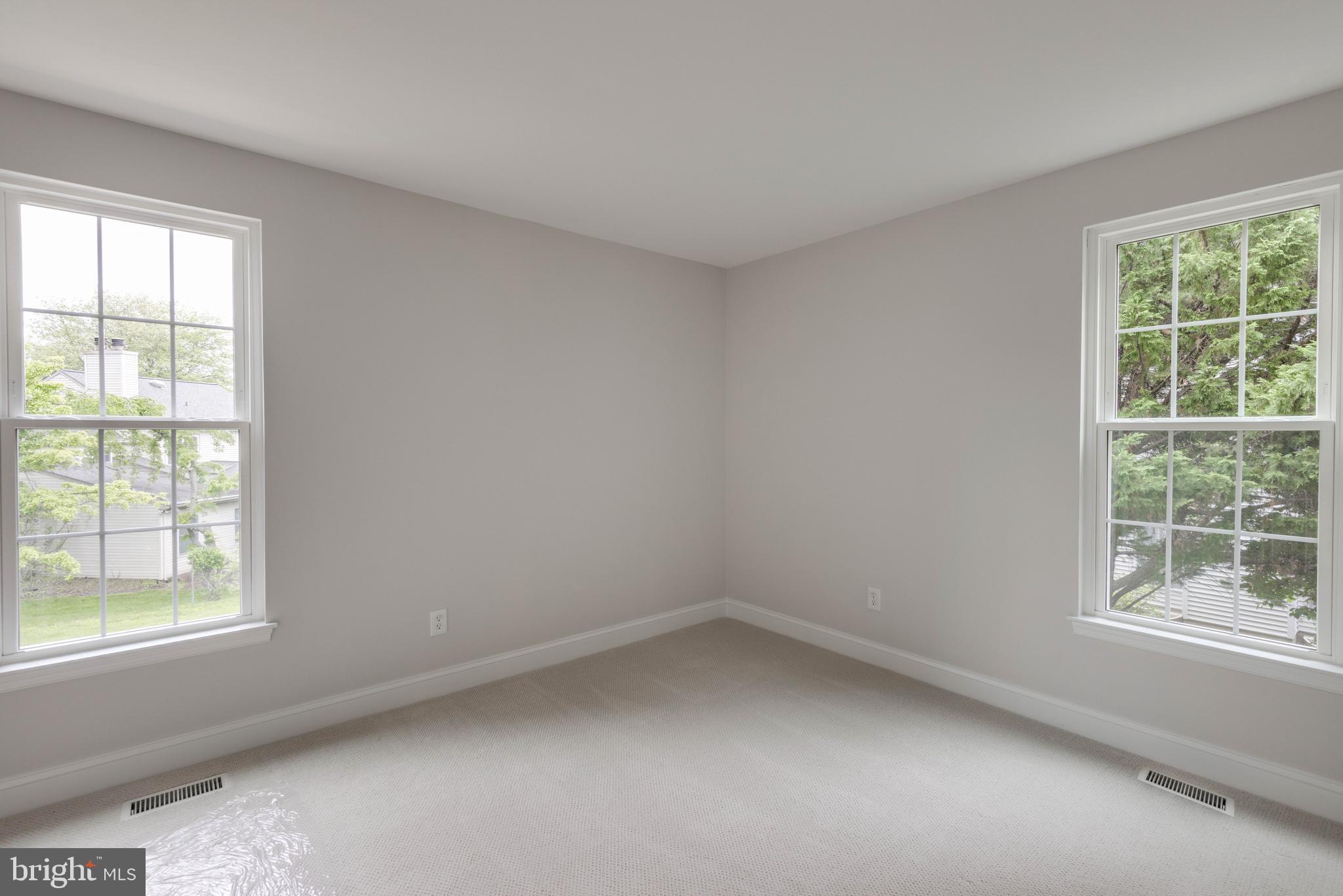 DULANEY GATE - Residential