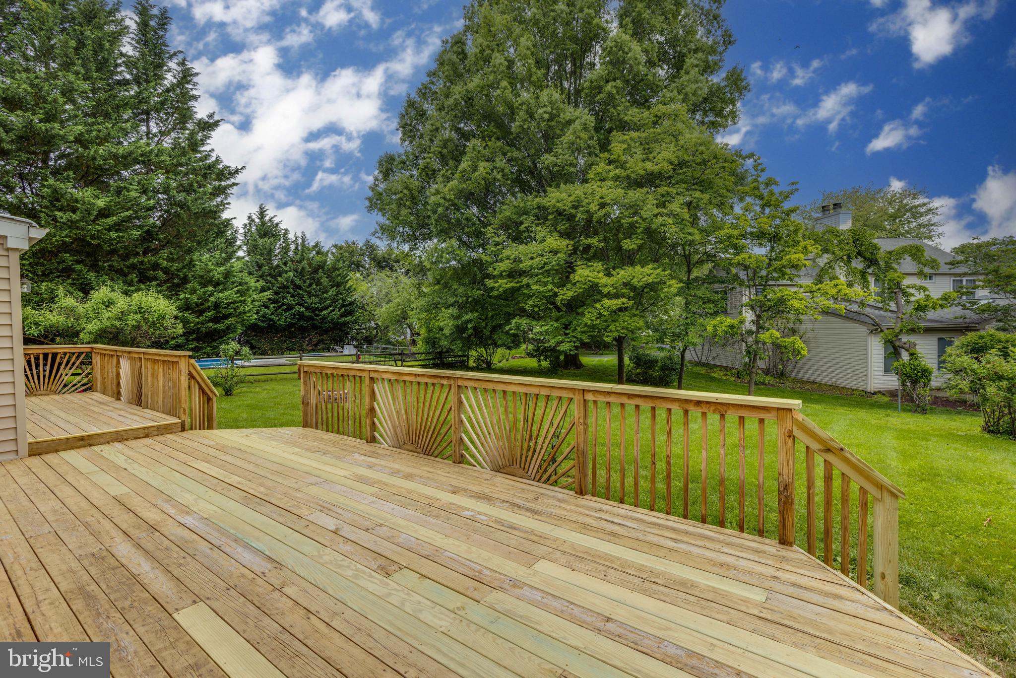 DULANEY GATE - Residential