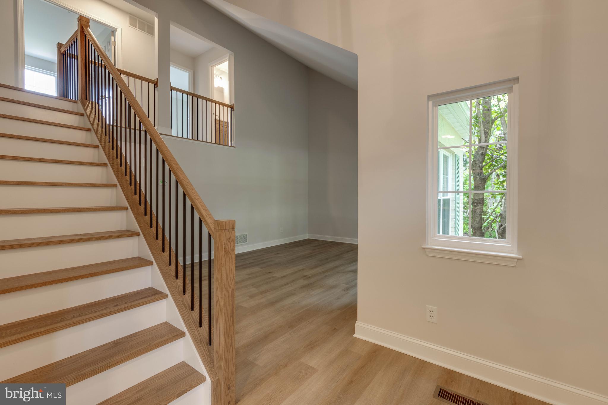 DULANEY GATE - Residential