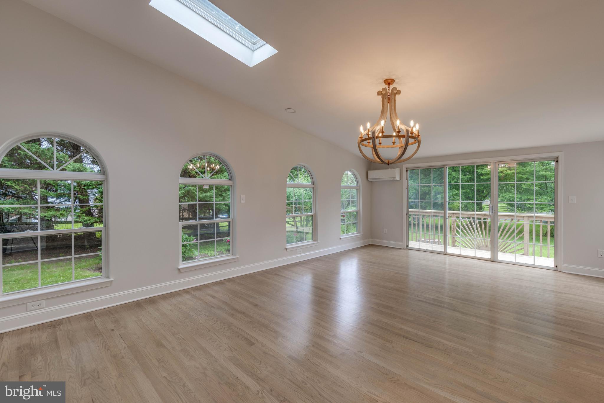 DULANEY GATE - Residential