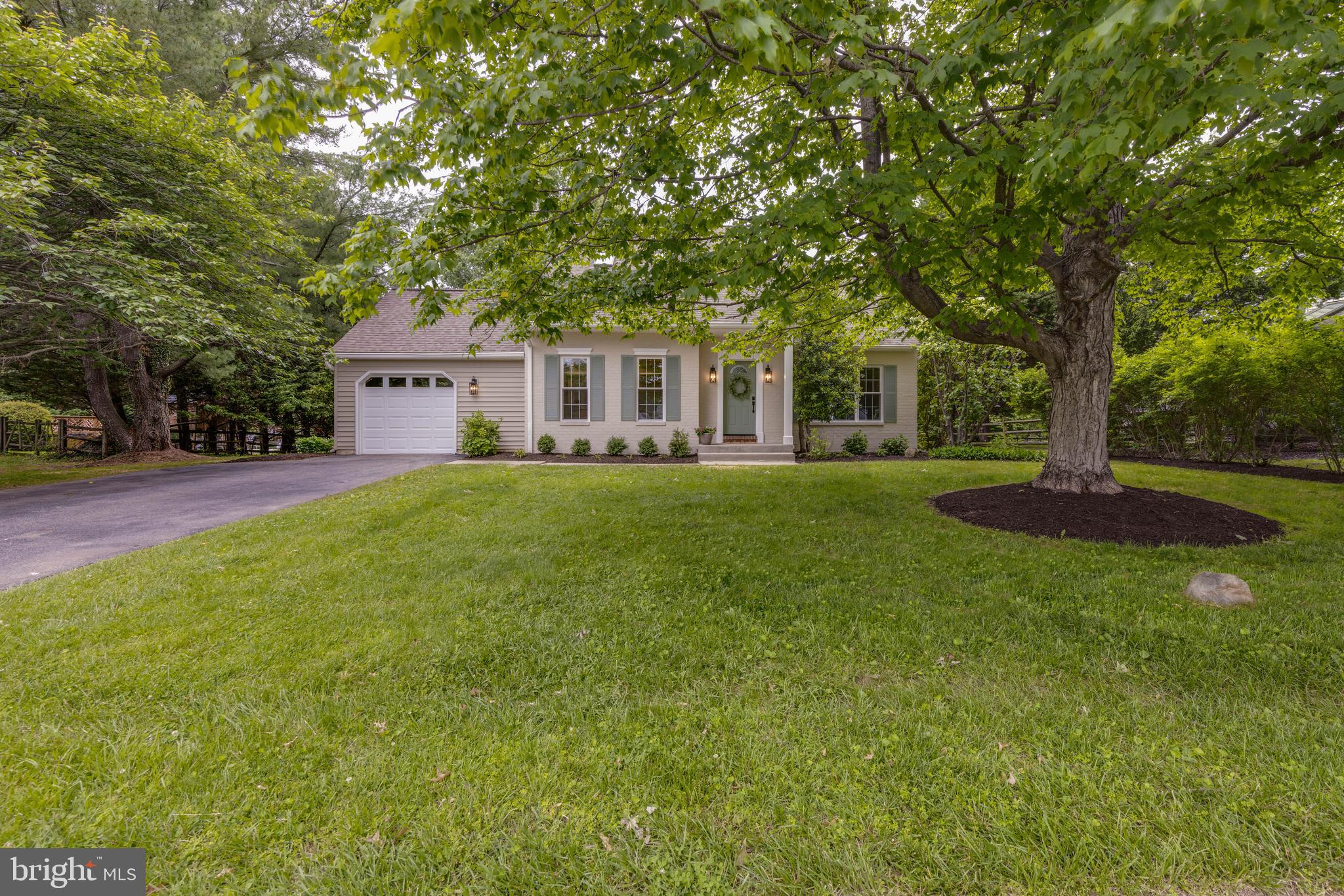 DULANEY GATE - Residential