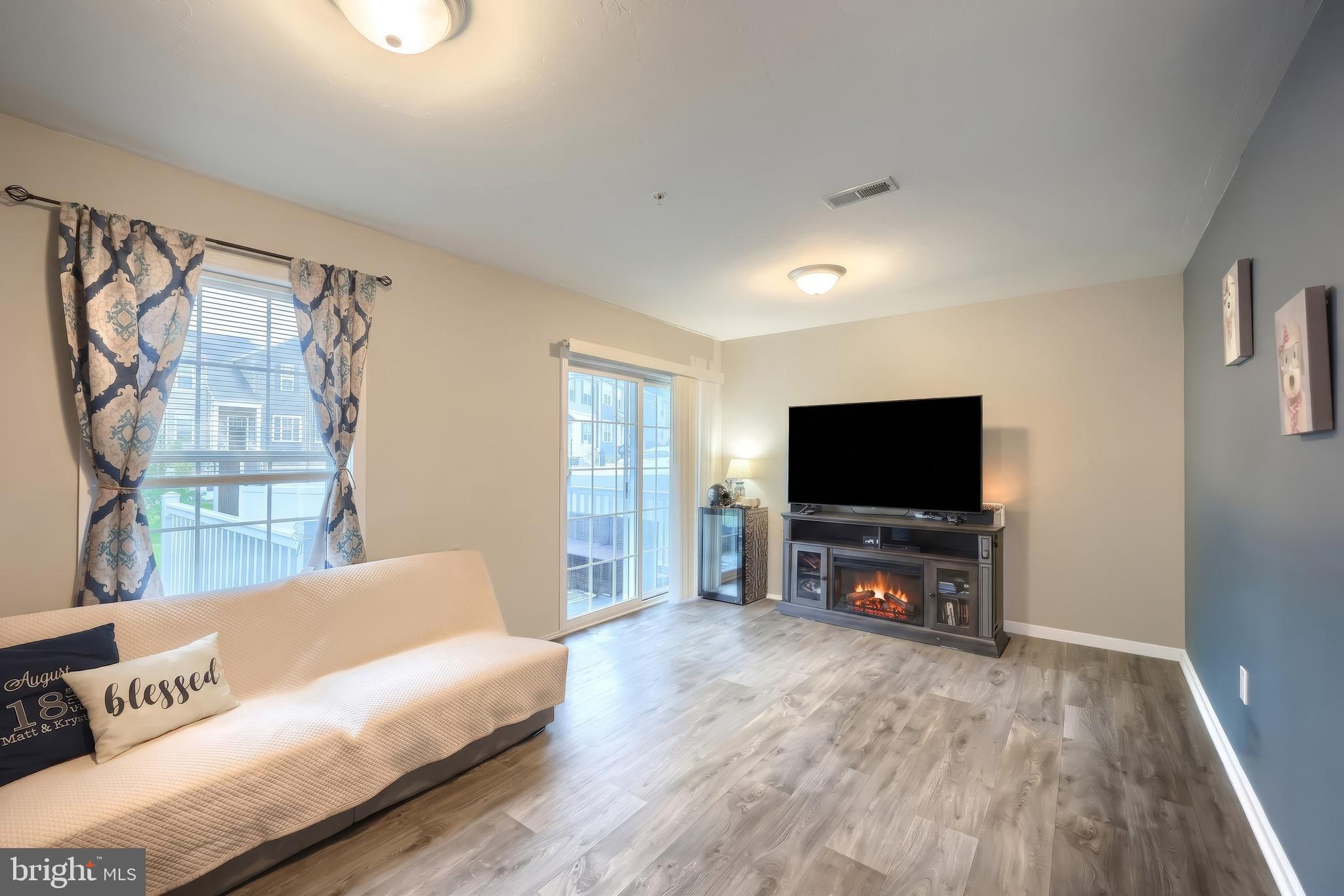 BROOKSIDE TOWNHOMES - Residential