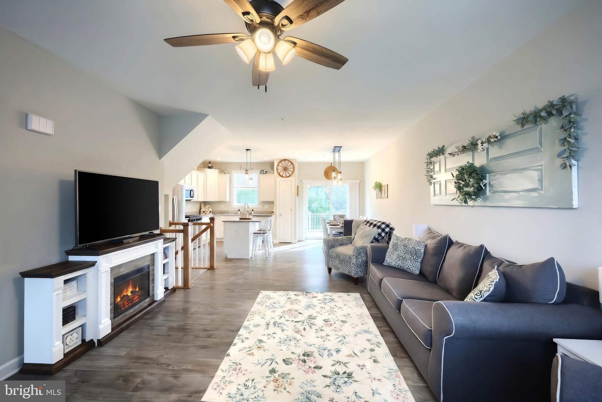 BROOKSIDE TOWNHOMES - Residential