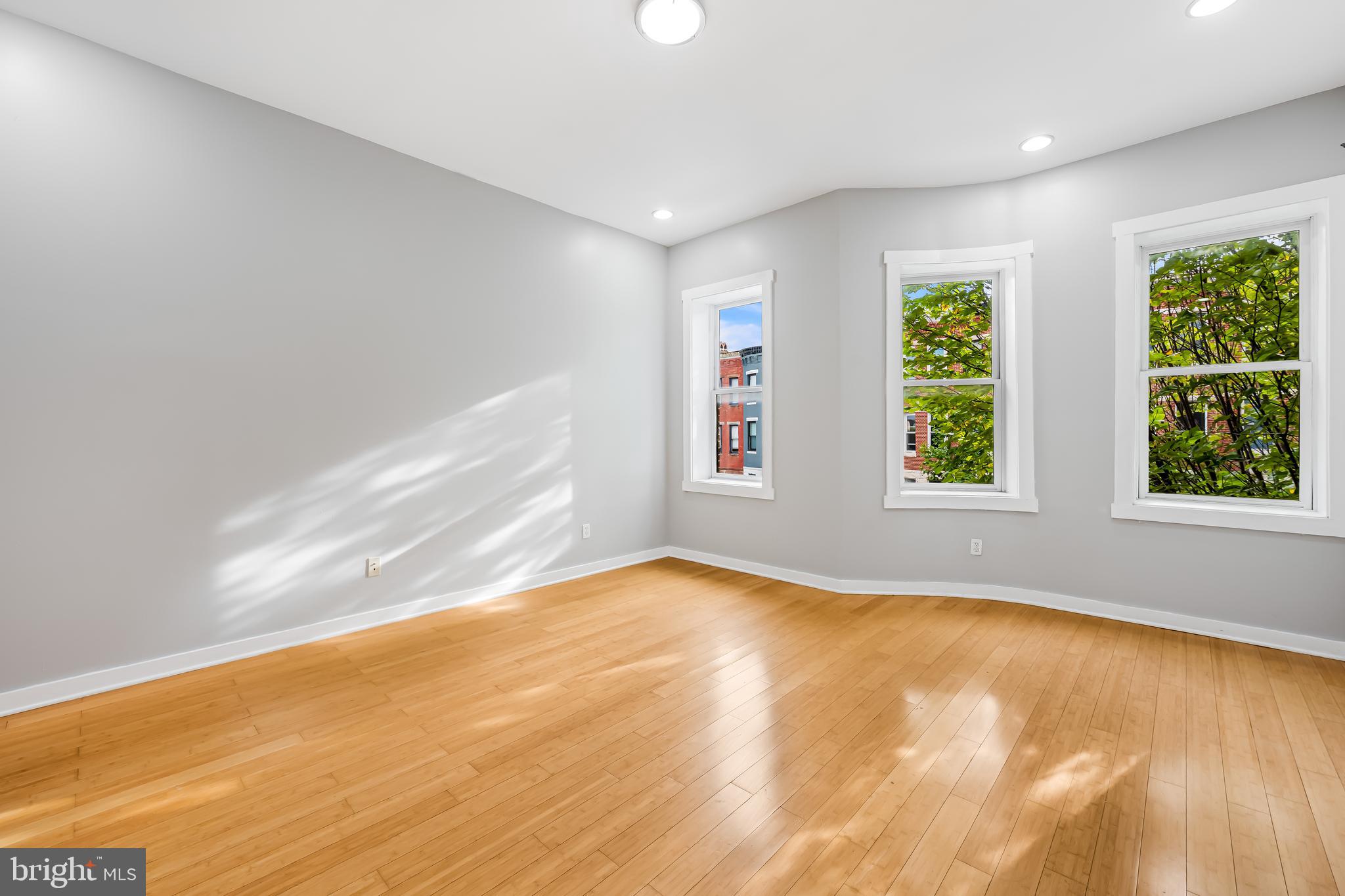 RESERVOIR HILL - Residential