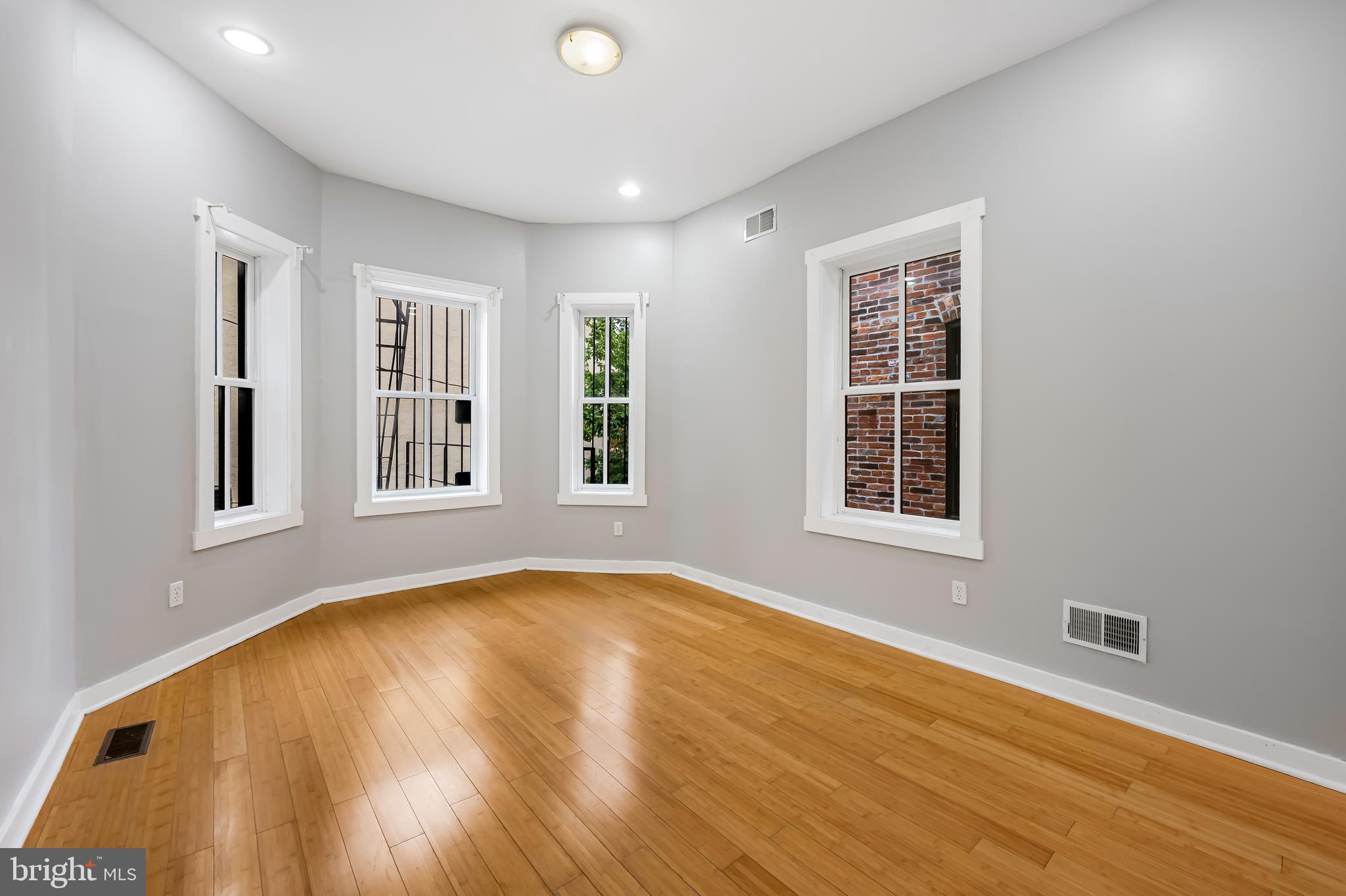 RESERVOIR HILL - Residential