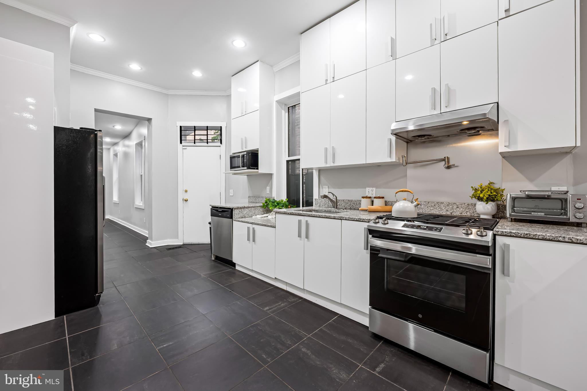 RESERVOIR HILL - Residential