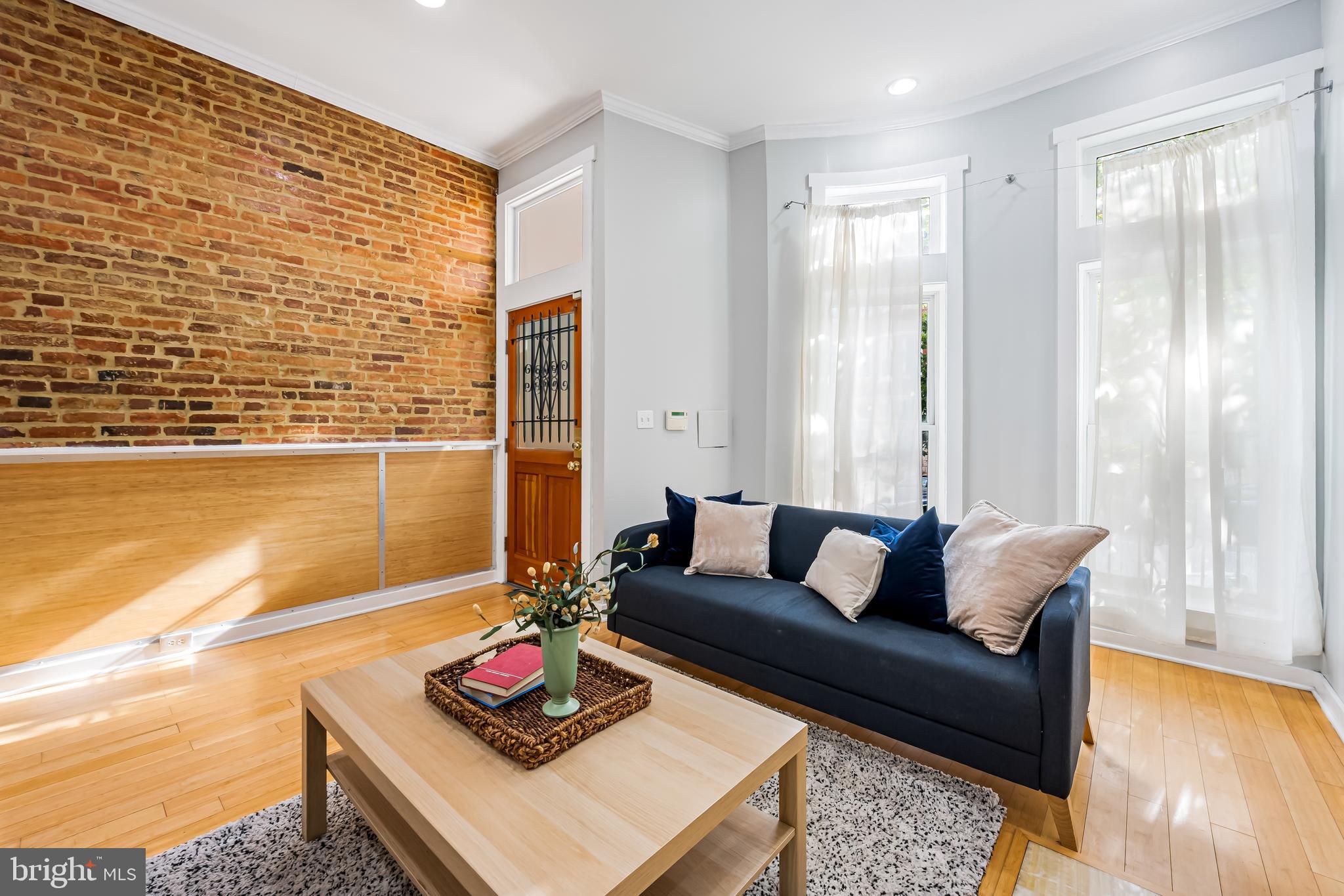 RESERVOIR HILL - Residential