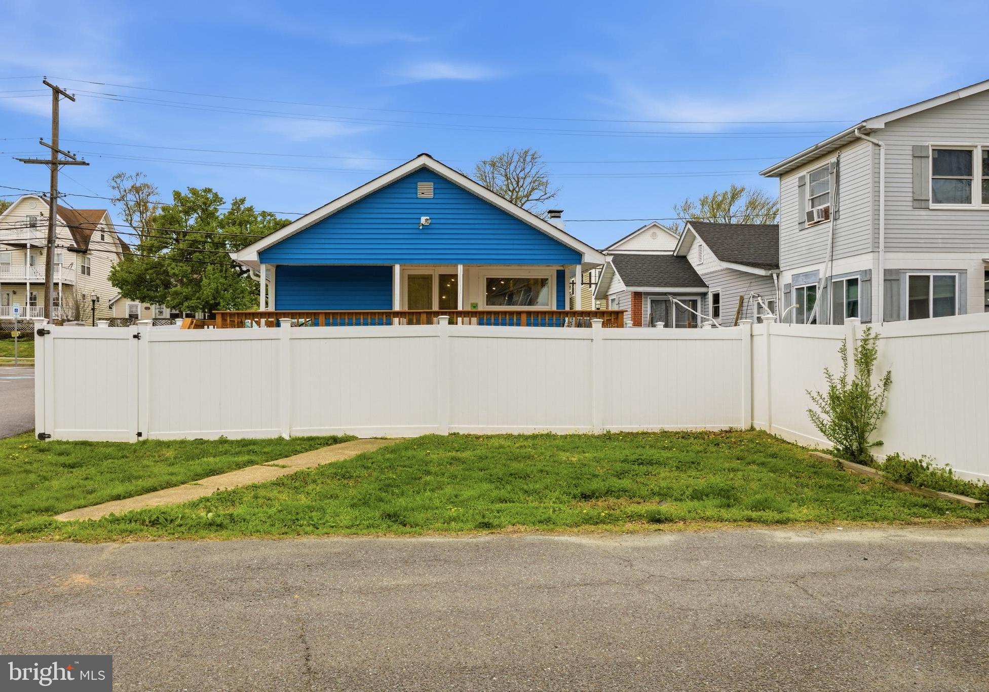 BAYCREST - Residential