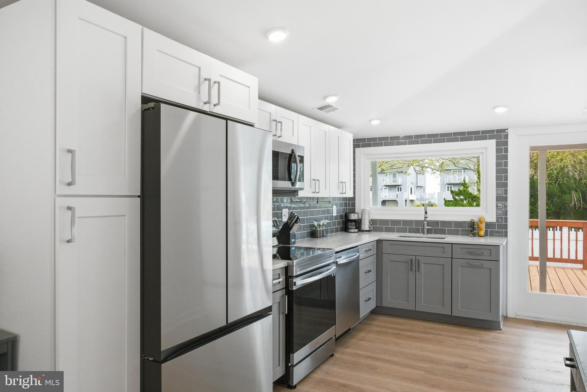 BAYCREST - Residential