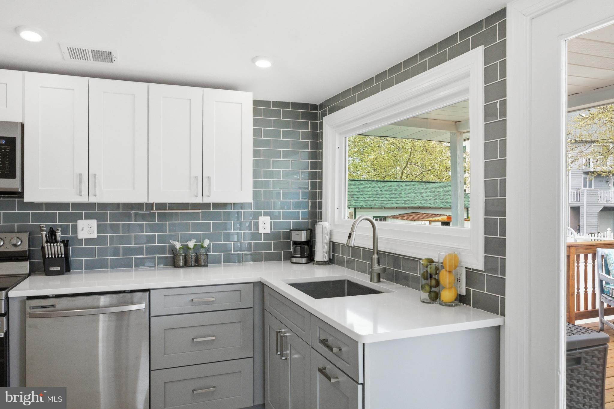 BAYCREST - Residential