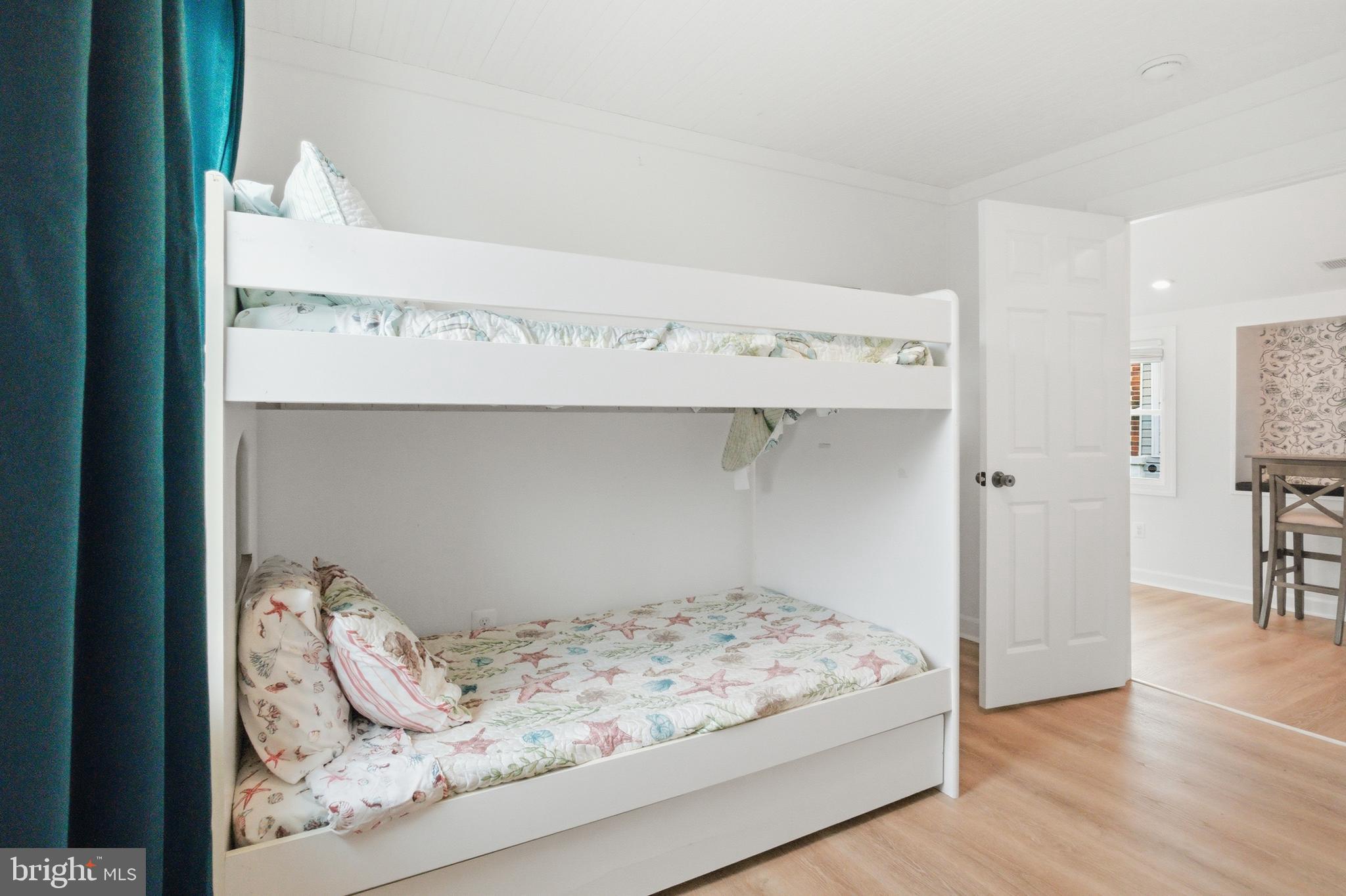 BAYCREST - Residential