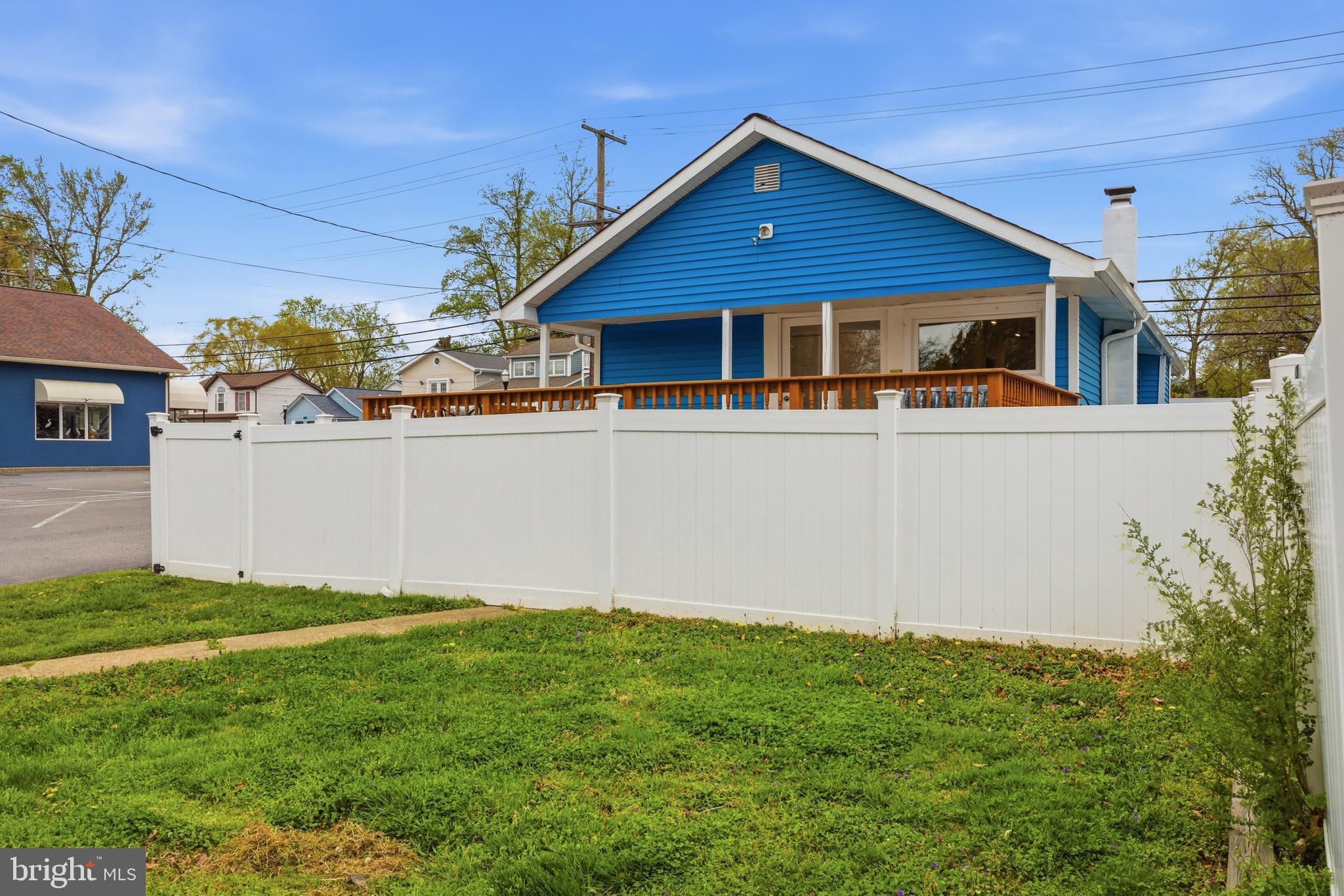 BAYCREST - Residential