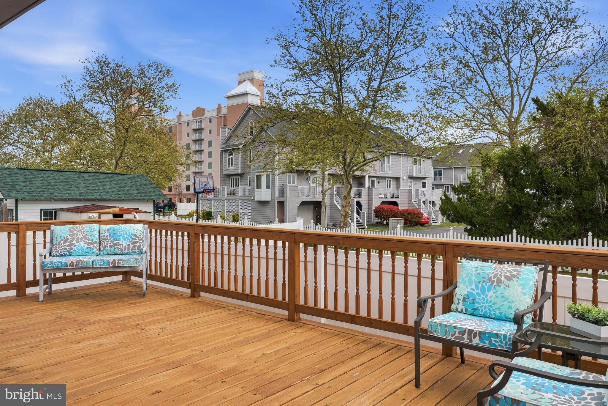 BAYCREST - Residential