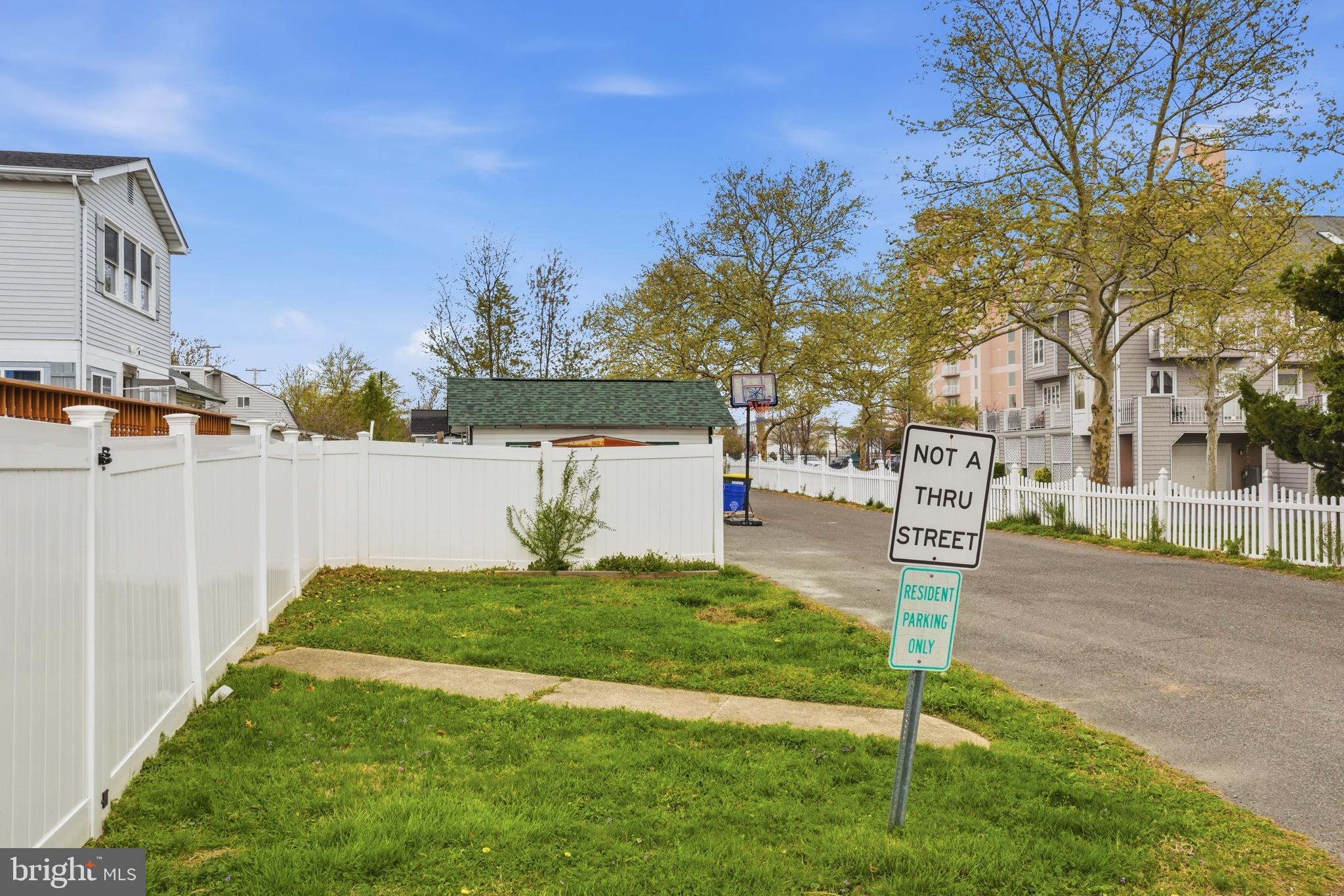 BAYCREST - Residential