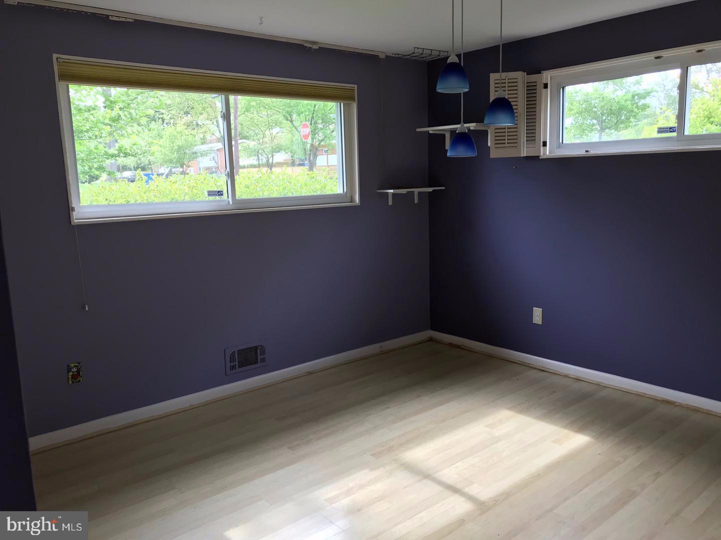 KEMP MILL ESTATES - Residential