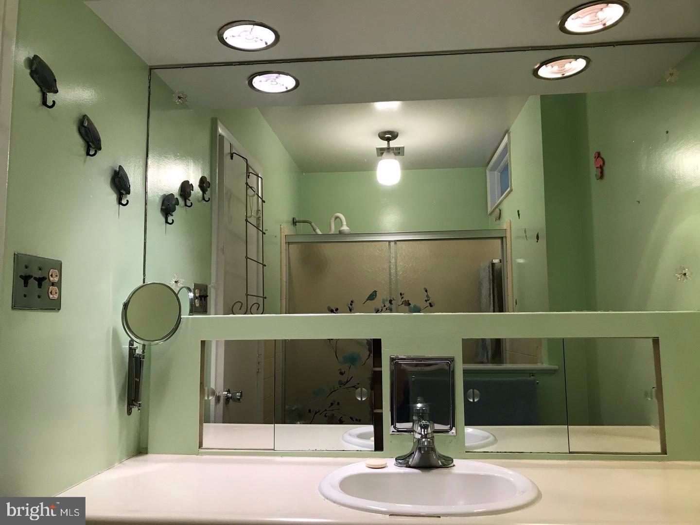 KEMP MILL ESTATES - Residential