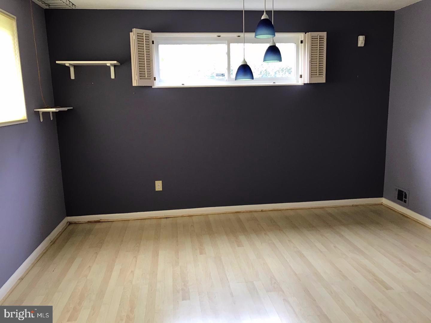 KEMP MILL ESTATES - Residential