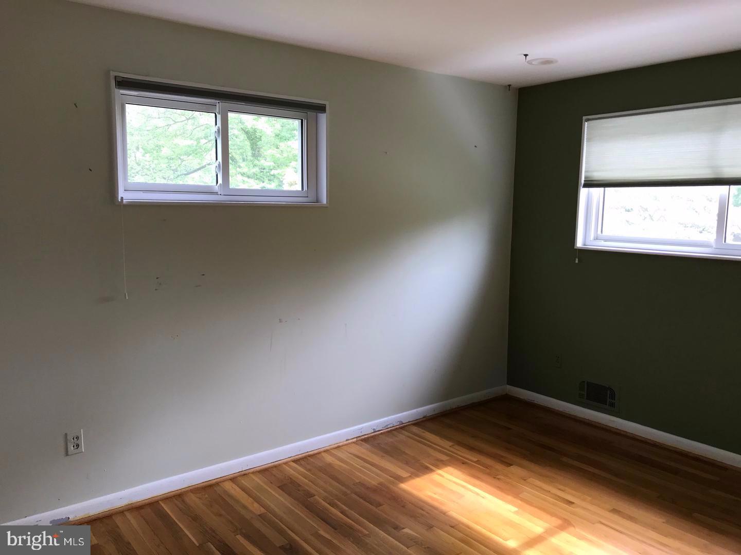 KEMP MILL ESTATES - Residential