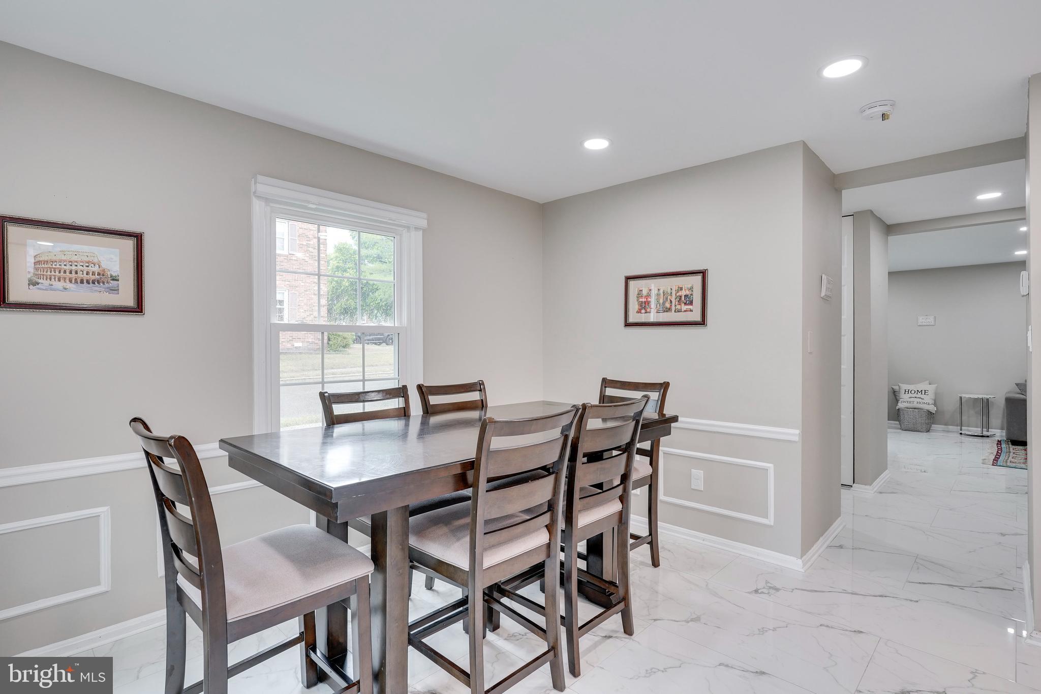 PINECREST HEIGHTS - Residential Lease