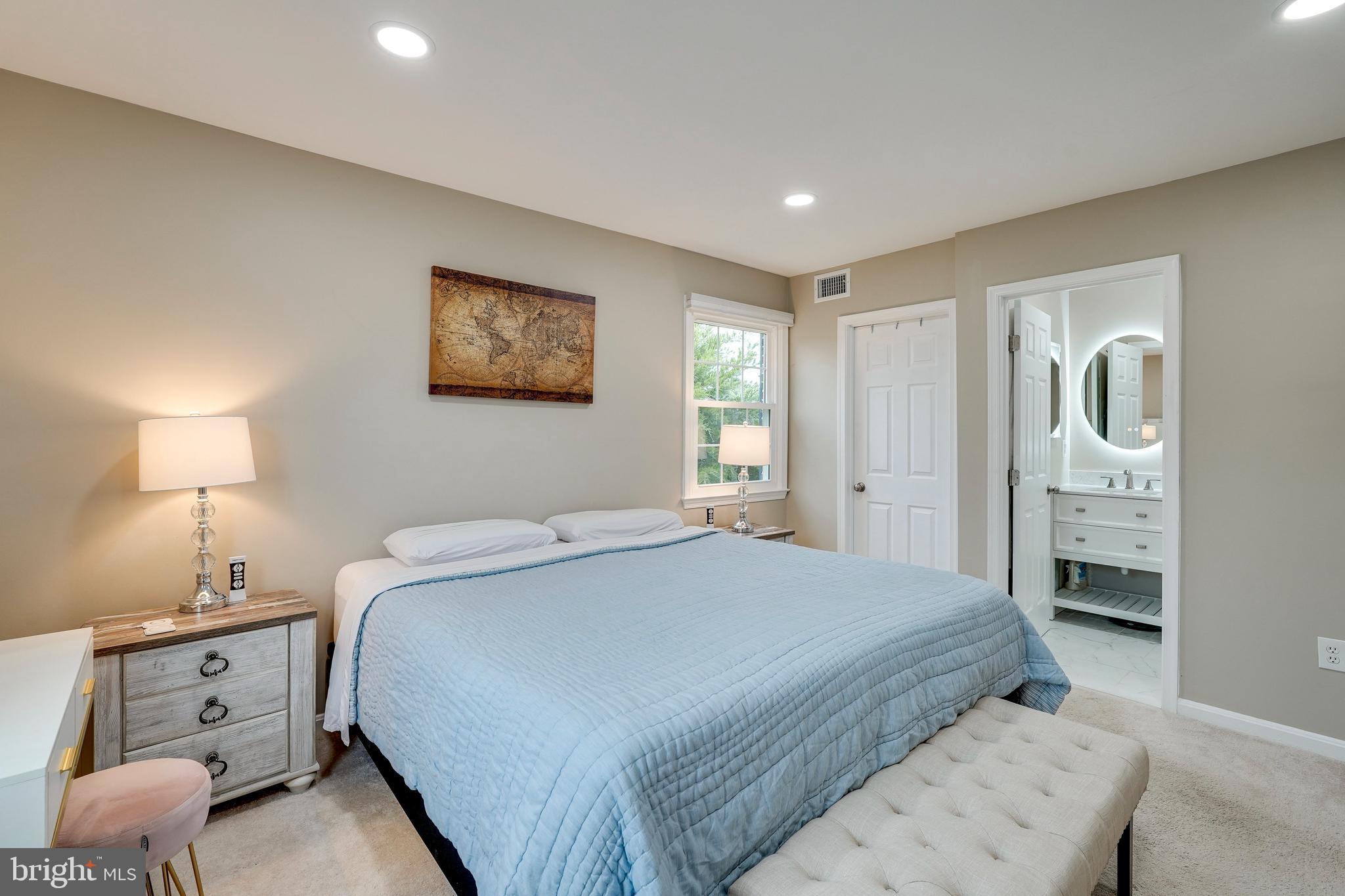 PINECREST HEIGHTS - Residential Lease