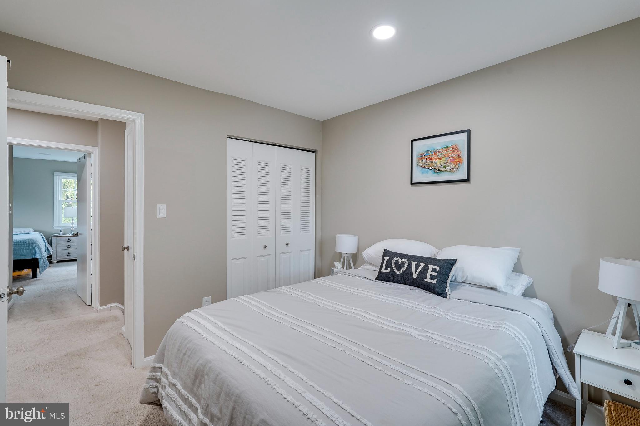 PINECREST HEIGHTS - Residential Lease