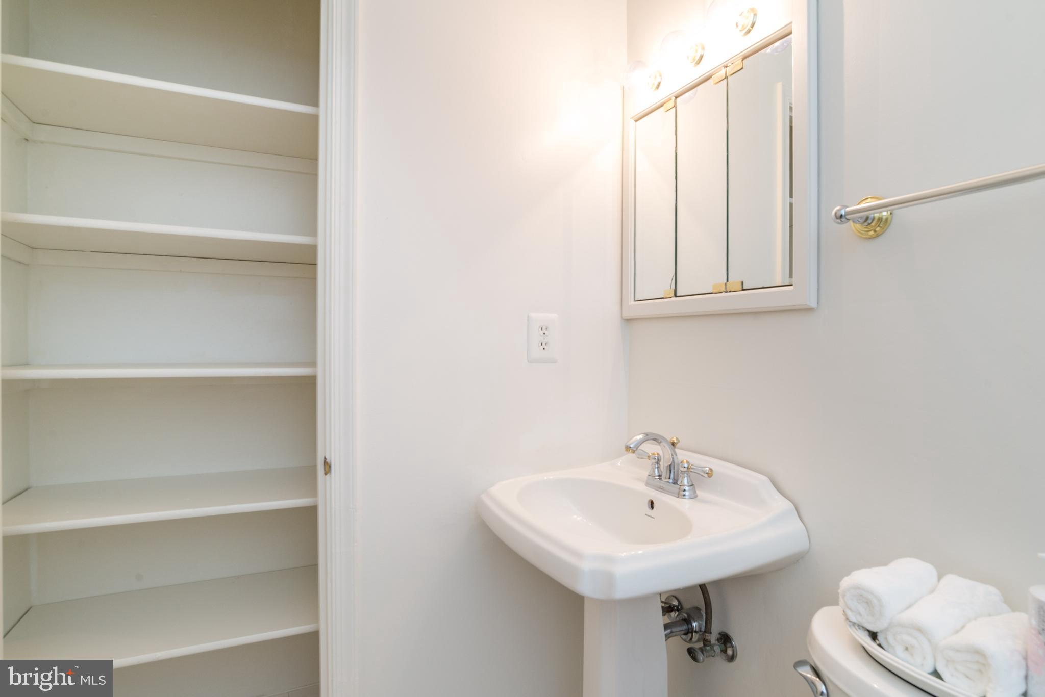 COURTS OF CHANDON - Residential